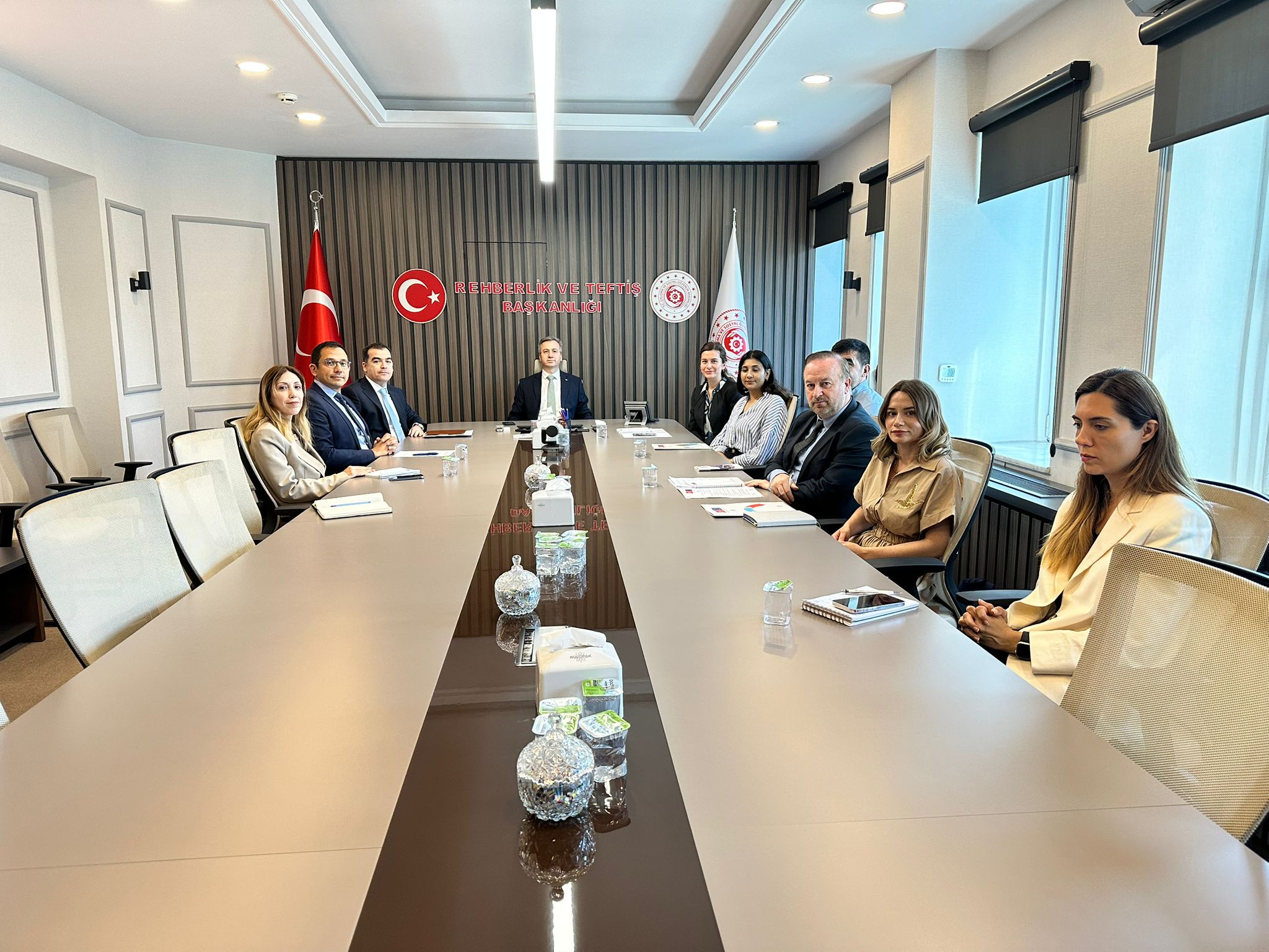 ILO Temsilcileri 17 Temmuz 2025 tarihinde Rehberlik ve Teftiş Başkanımız Bekir AKTÜRK’ü ziyaret etti.