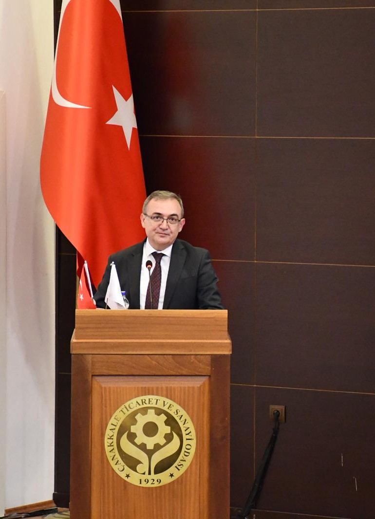 Rehberlik ve Teftiş Başkanlığı ile Çanakkale Ticaret ve Sanayi Odası (ÇTSO) iş birliğinde, çalışma hayatında mevzuat uyumunu artırmak ve iş teftiş süreçlerini değerlendirmek üzere 9 Nisan 2026 tarihinde Çanakkale'de bilgilendirme toplantısı gerçekleştirildi.