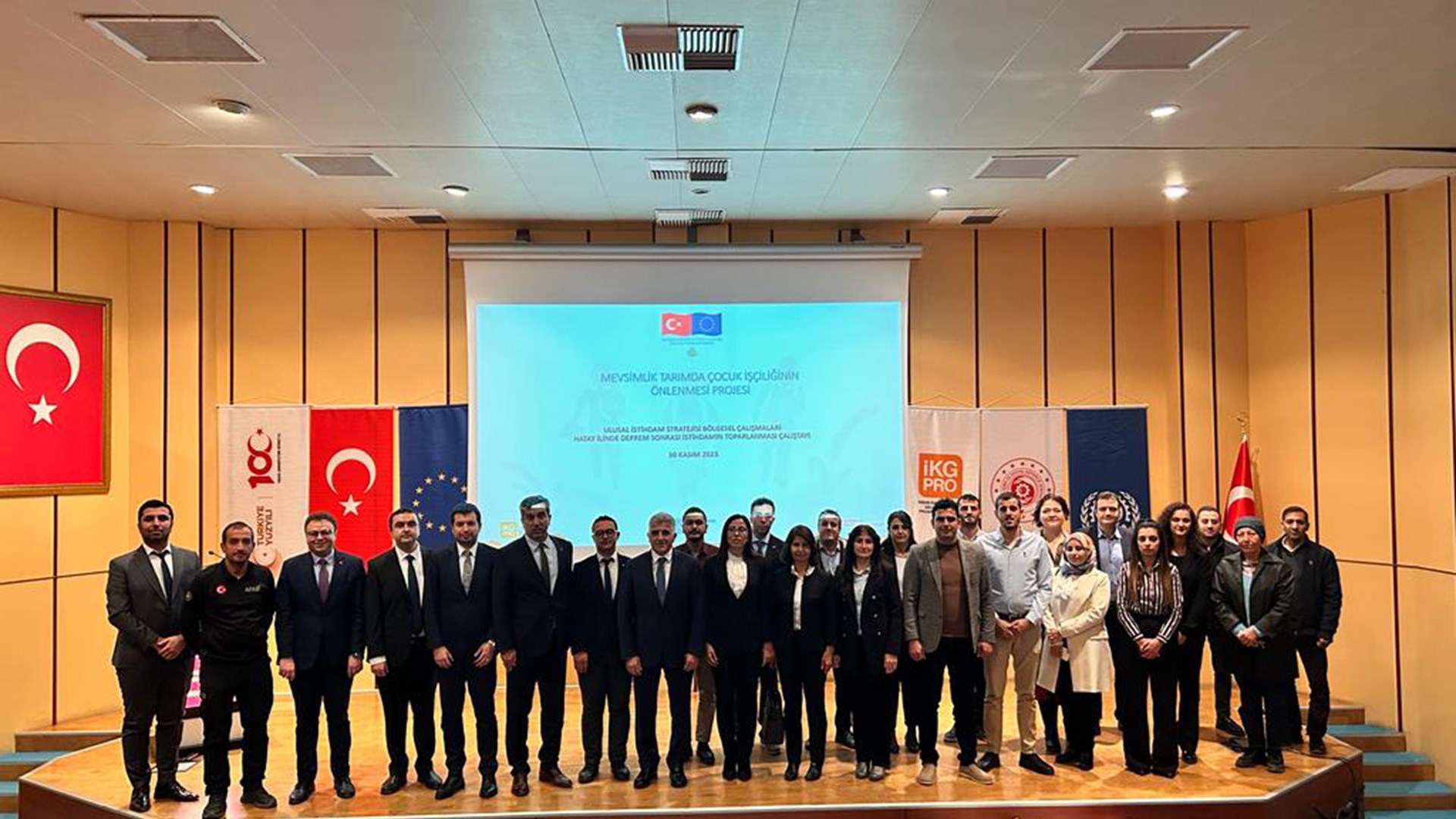 The expiration of the implementation period of the National Employment Strategy, which is currently in force, as of the end of 2023, and the developments at national and global levels, especially the Covid 19 Pandemic and the February 6 earthquakes, have brought about the need for Turkey to enter the century with a new employment strategy. With this approach, the new employment strategy studies carried out by our Ministry started with participatory meetings held in the provinces.