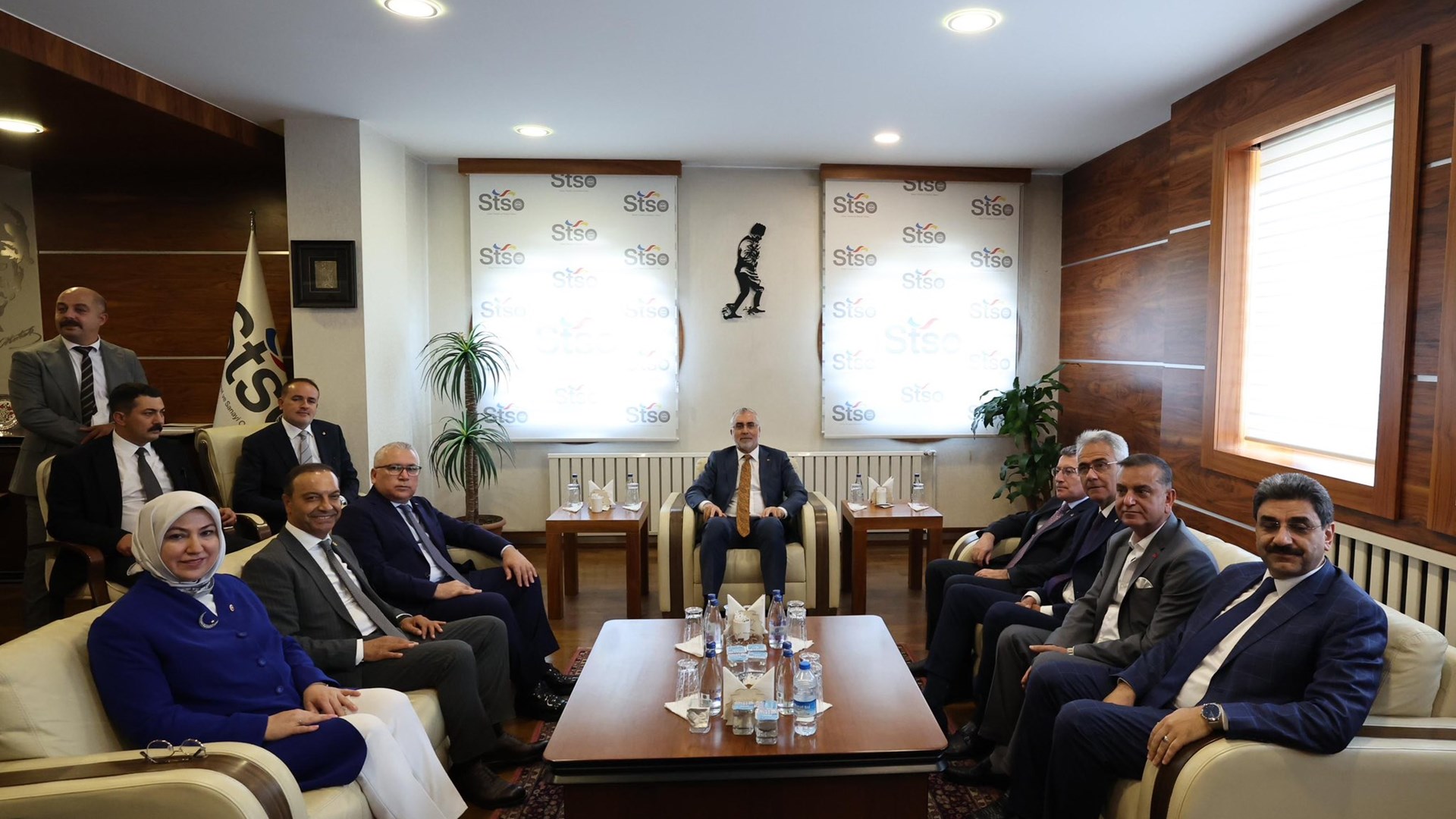 Bakan Işıkhan, Sivas’ta Ziyaretlerde Bulundu