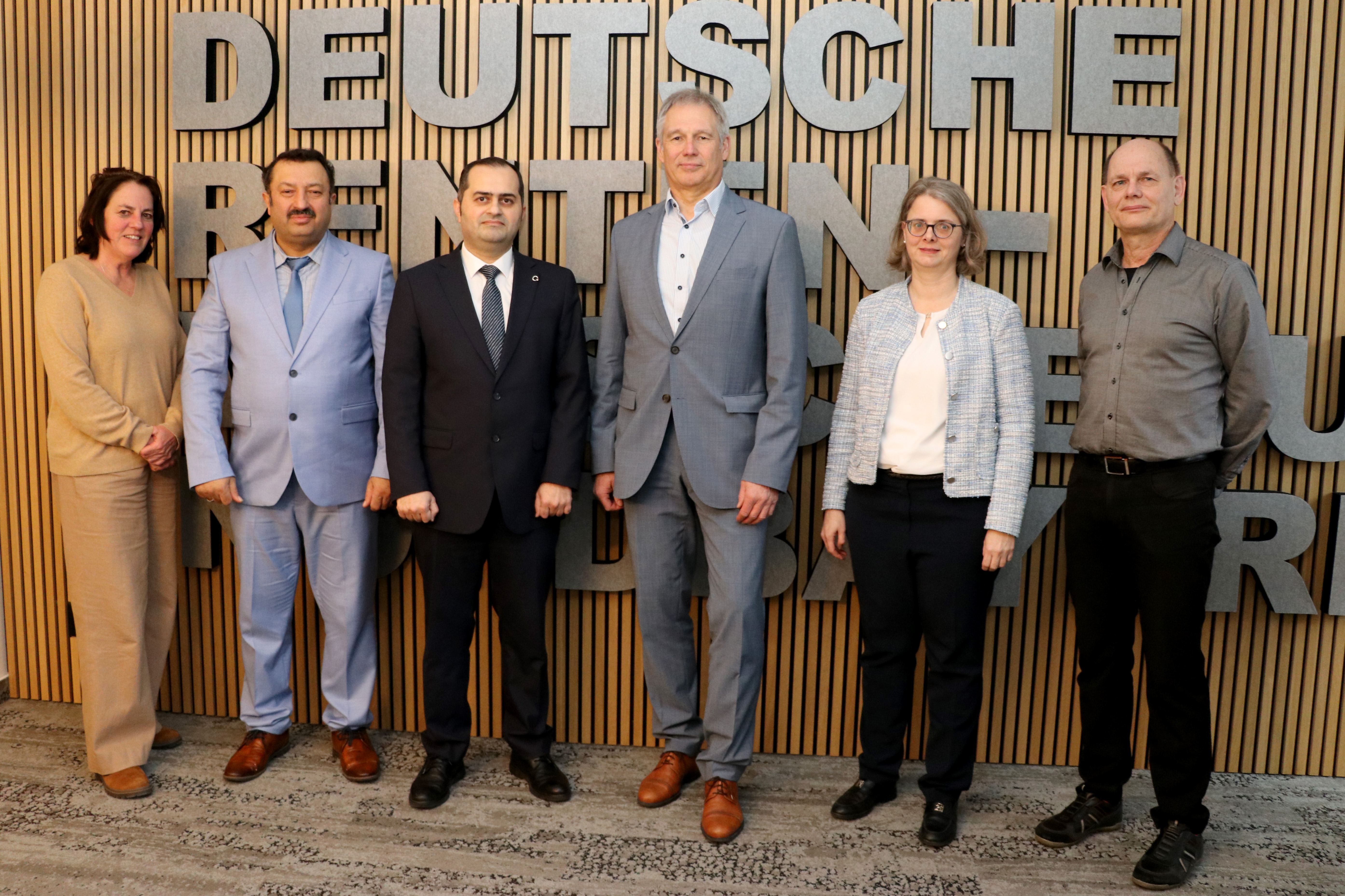 Nürnberg Çalışma ve Sosyal Güvenlik Ataşeliğimiz Alman Emeklilik Kurumu (DRV) Bayreuth Teşkilatını Ziyaret Etti