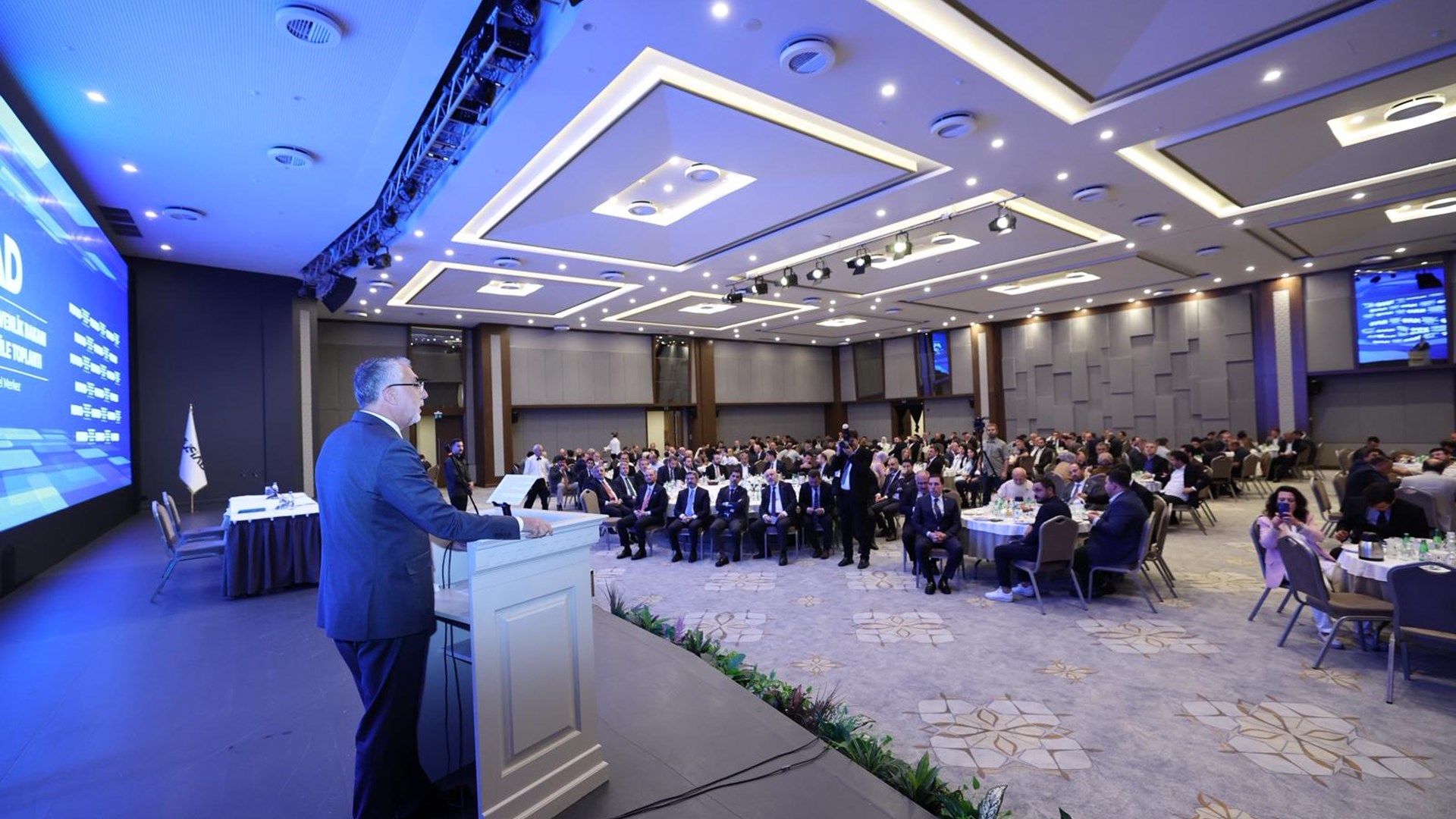 Çalışma Ve Sosyal Güvenlik Bakanı Prof. Dr. Vedat Işıkhan, MÜSİAD Yönetim Kurulu Toplantısına Katıldı