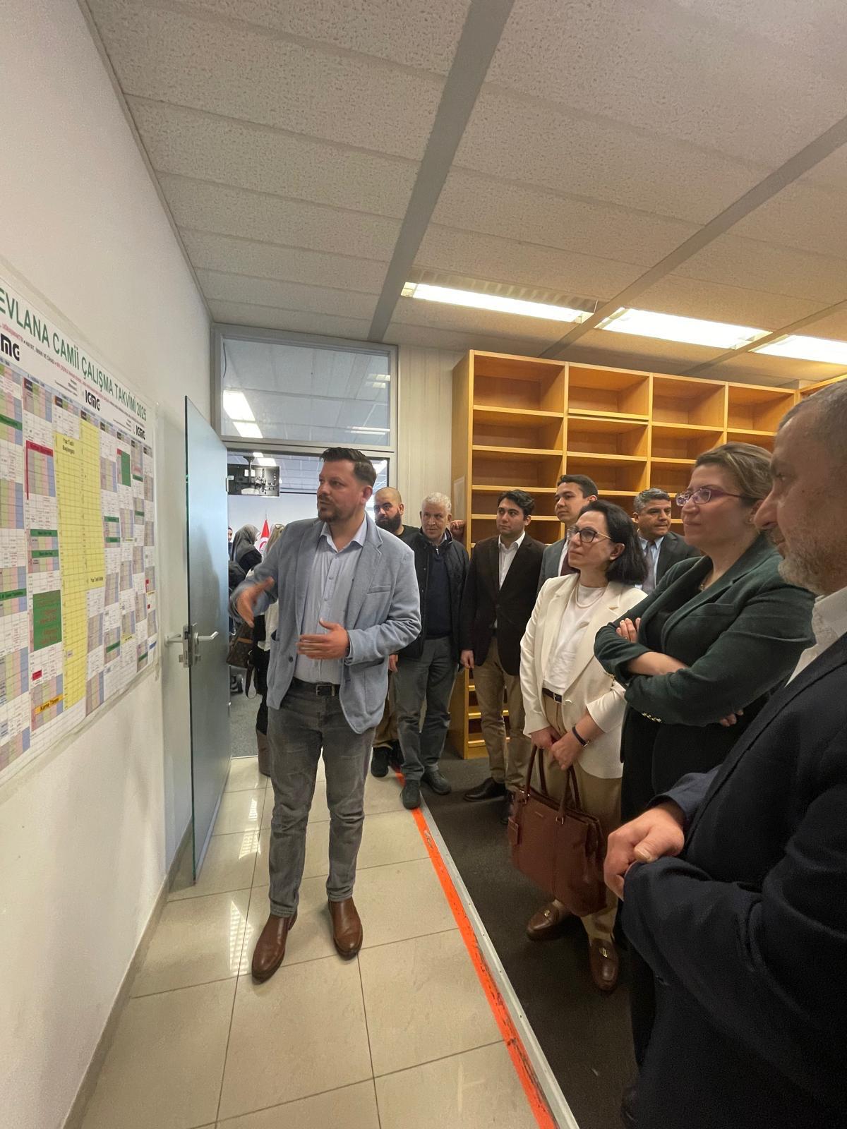 On 23 February 2025, a citizen information meeting was held by the Frankfurt Attaché's Office in Offenbach. 