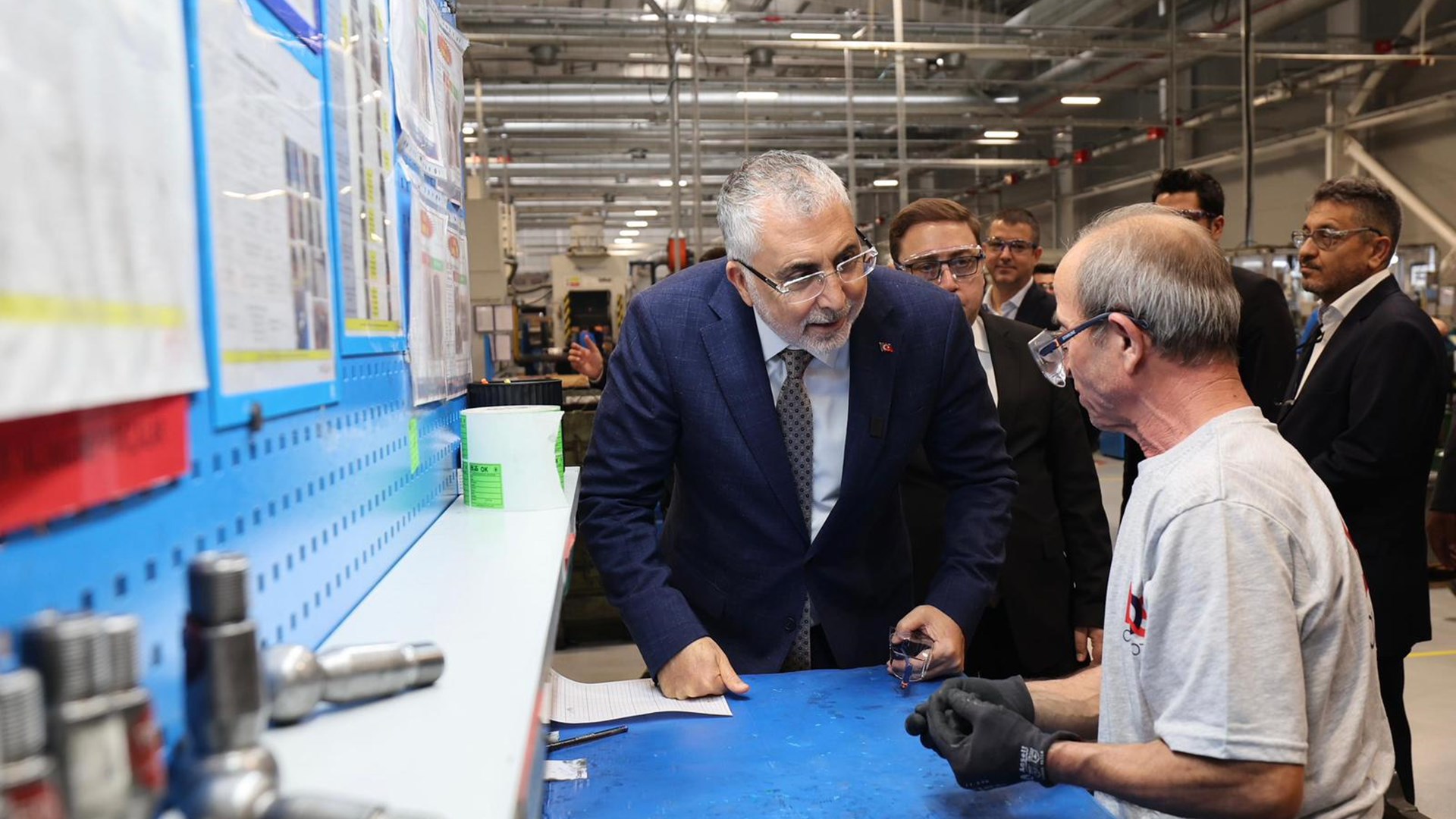 Bakan Işıkhan, Sakarya’da Ziyaretlerde Bulundu