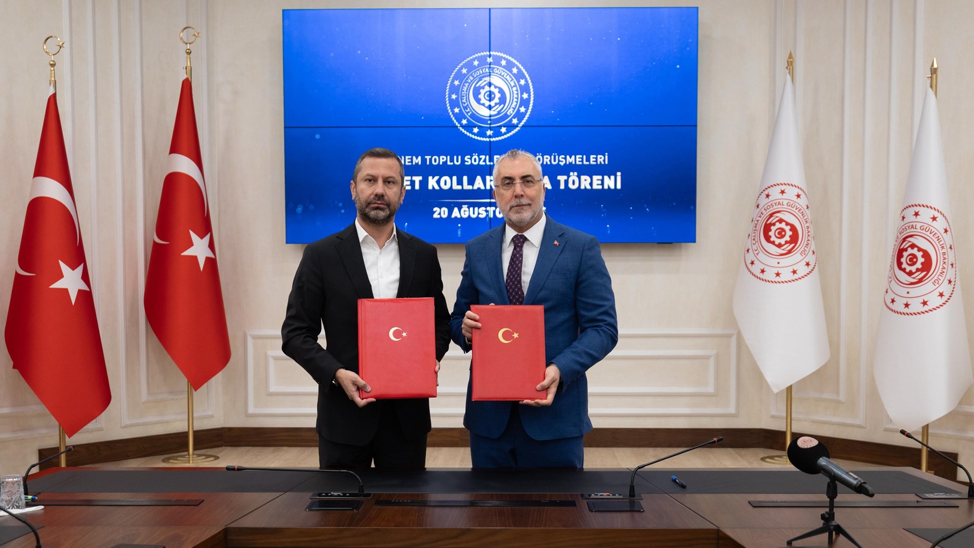 8. Dönem Toplu Sözleşme’de Hizmet Kollarına Yönelik Mali Ve Sosyal Haklarda Mutabakata Varıldı