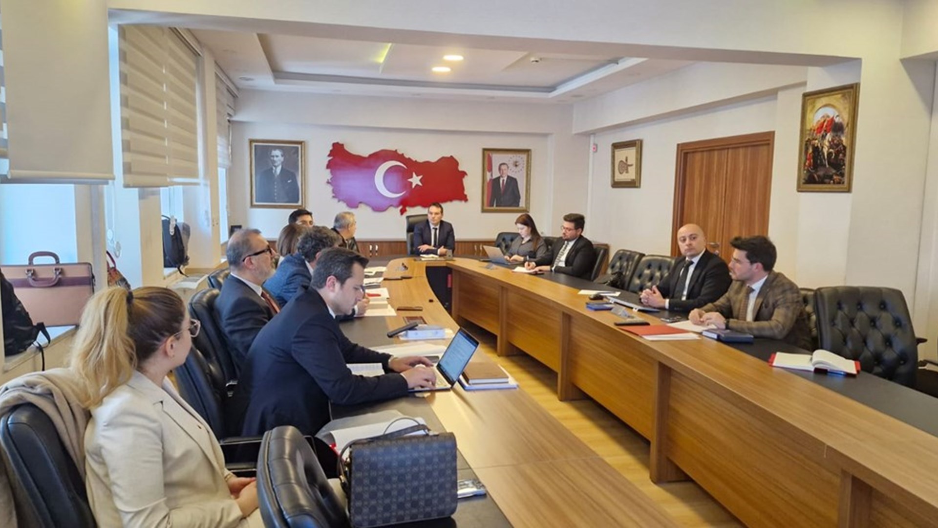 Üçlü Danışma Kurulu Toplantısının ardından belirlenen “İş Kanunu Çalışma Grubu” toplantılarına devam ediyor.