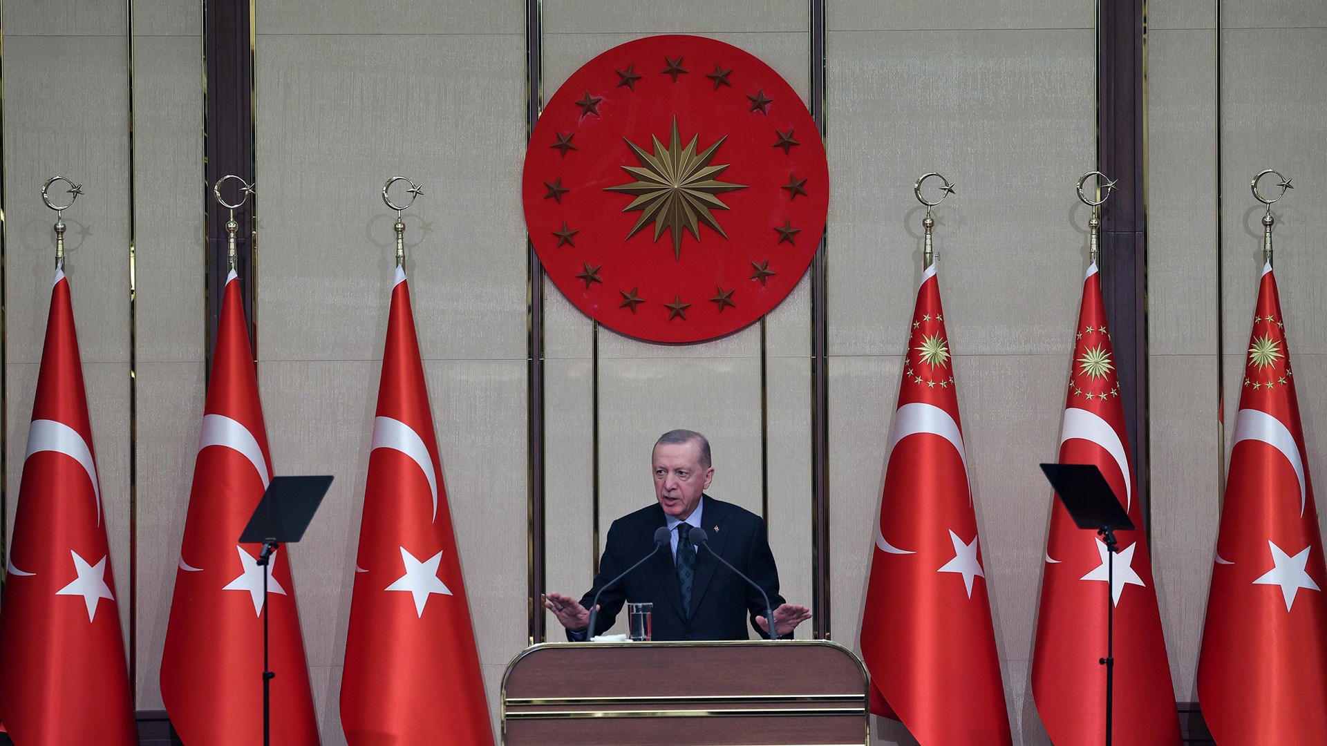 Bakan Işıkhan, Türkiye Yüzyılı’nın Emektarları Programı’na Katıldı