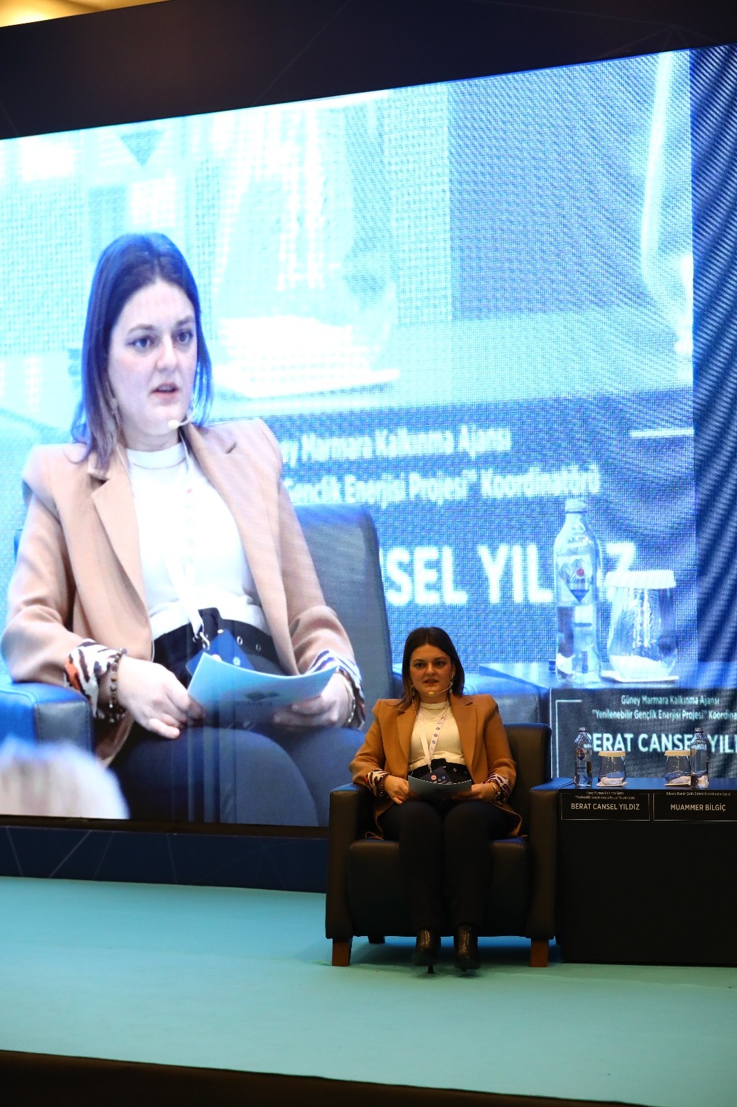 20 Şubat Dünya Sosyal Adalet Günü vesilesiyle, Bakanlığımızın öncülüğünde ve Küresel Sosyal Adalet Koalisyonu kapsamında düzenlenen “Dijitalleşme ve Yeşil Dönüşüm Çerçevesinde Sosyal Adalet Forumu” geniş katılımla gerçekleştirildi. Forum, Türkiye İşveren Sendikaları Konfederasyonu (TİSK), Türkiye İşçi Sendikaları Konfederasyonu (TÜRK-İŞ), Memur Sendikaları Konfederasyonu (MEMUR-SEN) ve Türkiye Kamu Çalışanları Sendikaları Konfederasyonu (KAMU-SEN) işbirliğiyle düzenlendi.