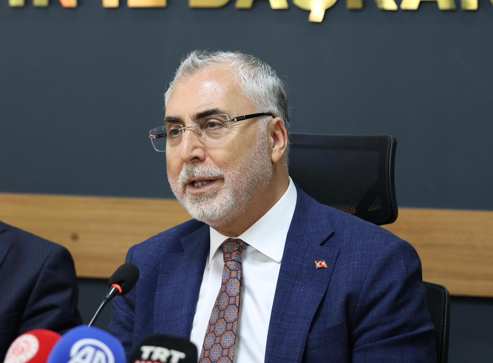 Bakan Işıkhan, Bartın’da Ziyaretlerde Bulundu