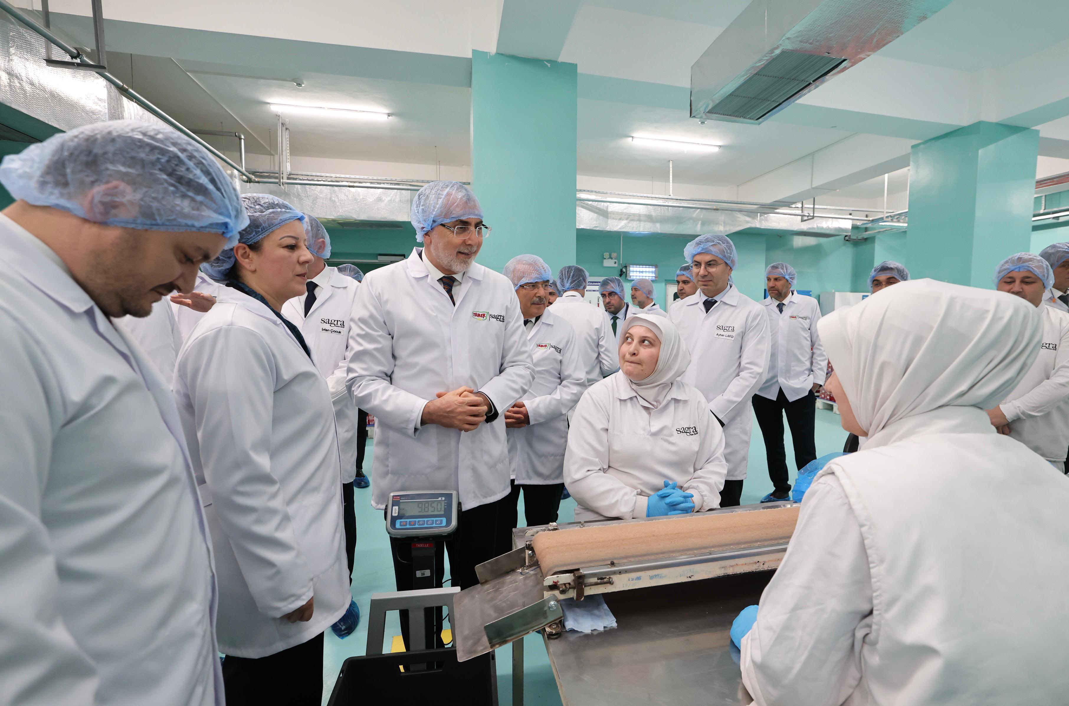 Bakan Işıkhan, Ordu’da Ziyaretlerde Bulundu