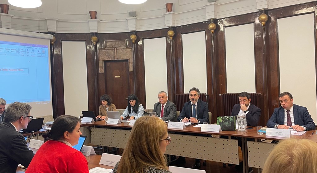 Ülkemiz ile Slovenya arasında Sosyal Güvenlik Anlaşması akdedilmesine yönelik müzakerelerin ikinci turu, 25-29 Kasım 2024 tarihleri arasında Slovenya’nın başkenti Lübliyana’da gerçekleştirilmiştir.