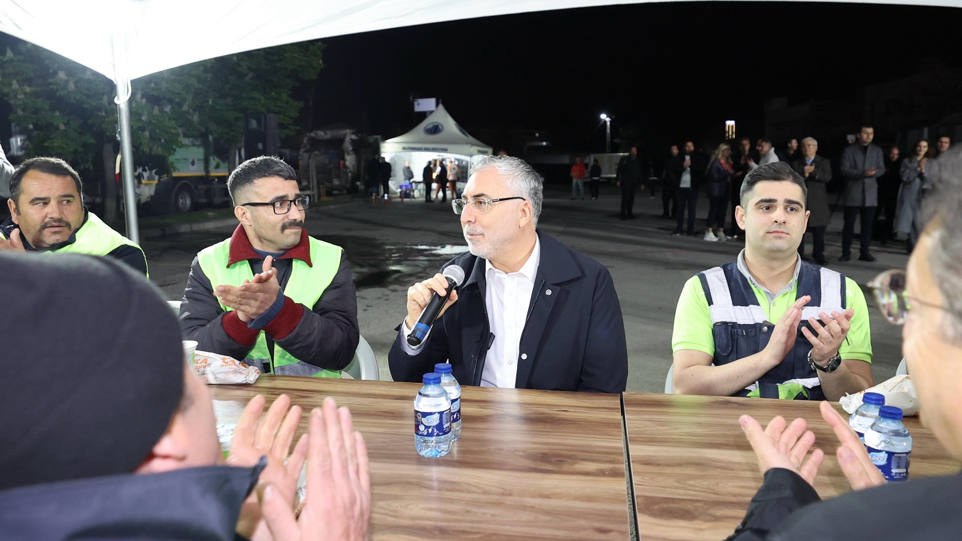 Bakan Işıkhan, 1 Mayıs Emek ve Dayanışma Günü’nü İşçilerle Birlikte Kutladı