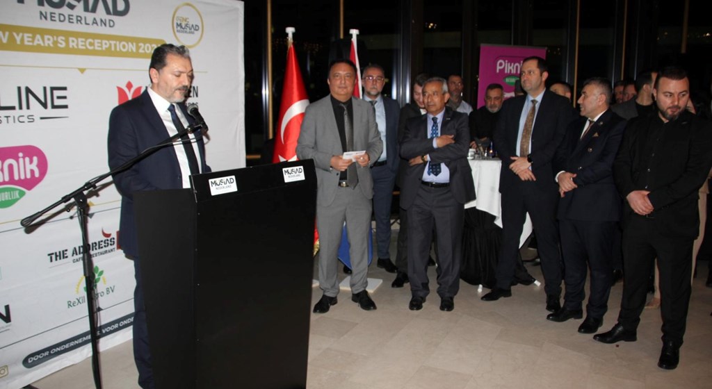 Deventer Çalışma ve Sosyal Güvenlik Ataşeliğimiz, 23.01.2024 Salı günü MÜSİAD Hollanda’nın geleneksel olarak Lahey Kurhaus'da düzenlediği yeni yıl resepsiyonuna katılım sağladı.