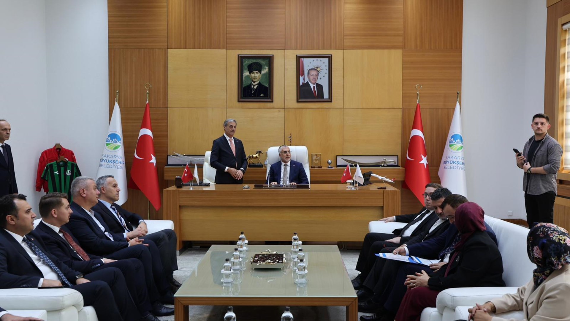 Bakan Işıkhan, Sakarya’da Ziyaretlerde Bulundu