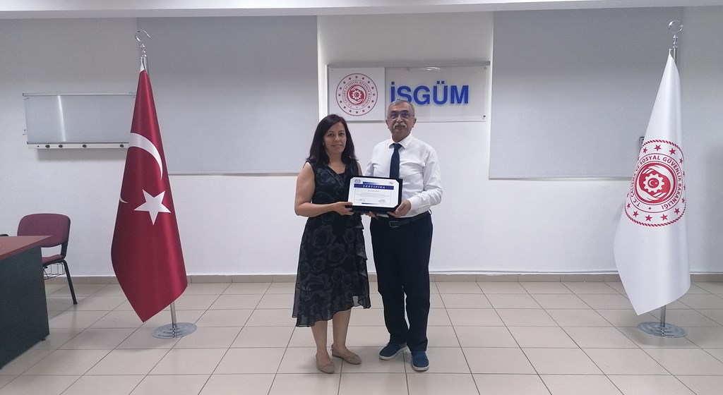 47. ILO Pnömokonyoz Radyografileri Uluslararası Sınıflandırma Okuyucu Eğitimini Tamamladık