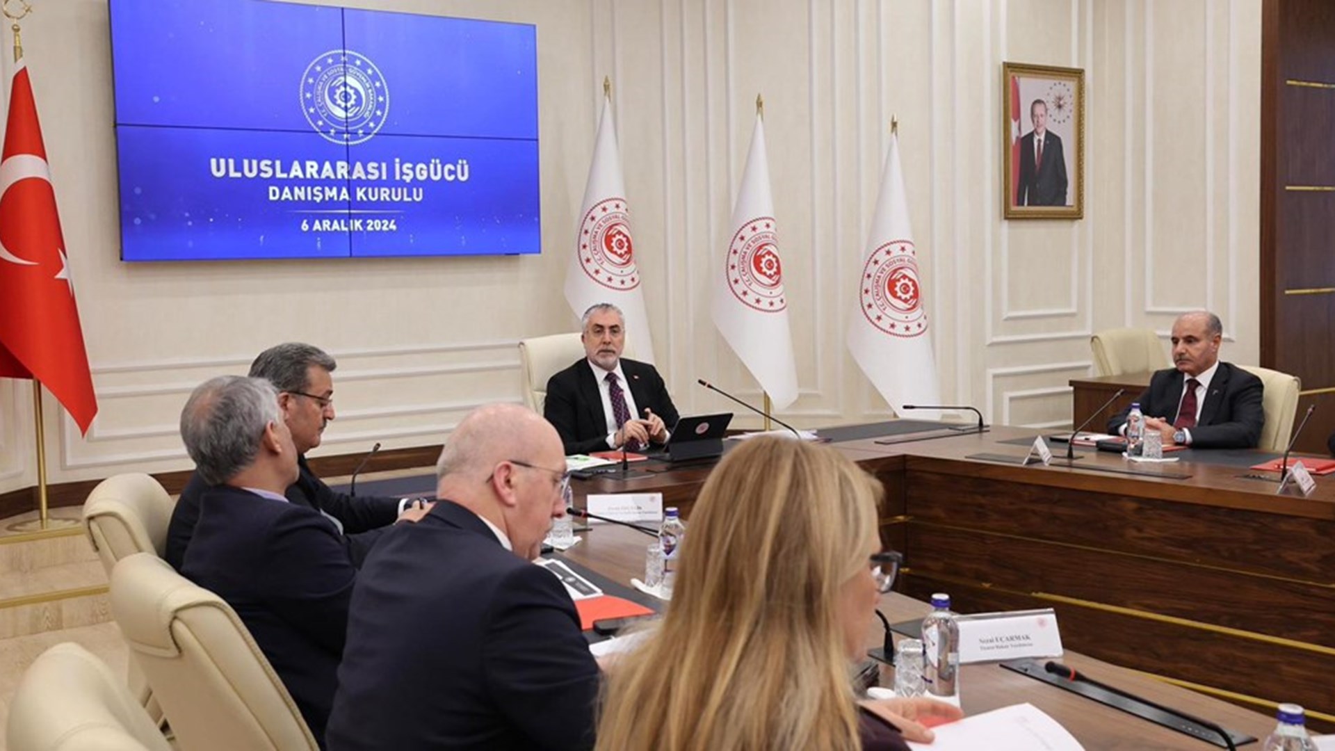 The first meeting of the International Labour Force Advisory Board, which was established by the Presidential Decree published in the Official Gazette on 6 April, was held under the chairmanship of Minister of Labour and Social Security Prof. Dr. Vedat Işıkhan.