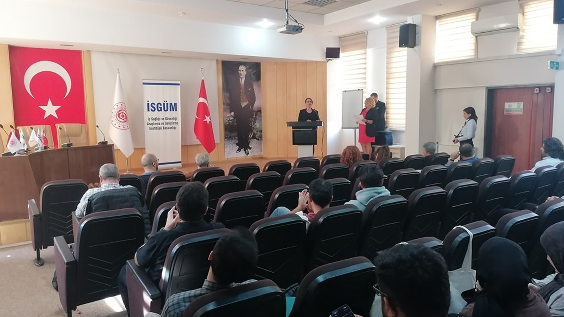 48. ILO Pnömokonyoz Radyografileri Uluslararası Sınıflandırma Okuyucu Eğitimini Tamamladık