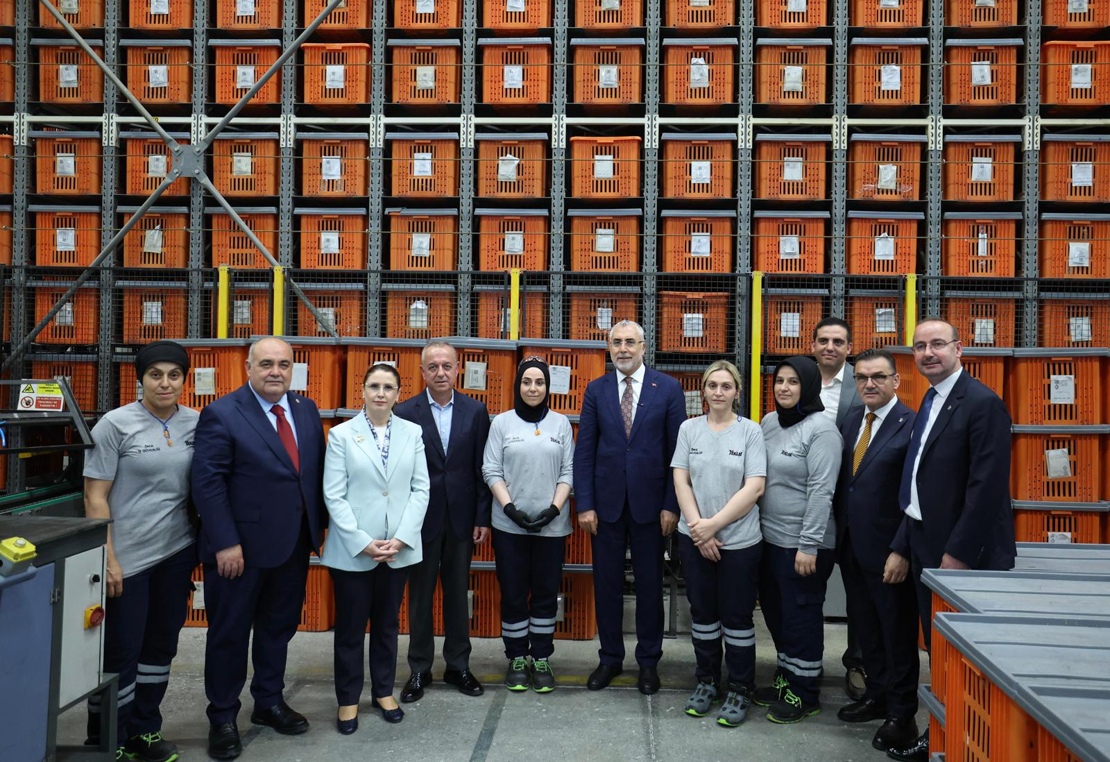 Bakan Işıkhan, Bartın’da Ziyaretlerde Bulundu