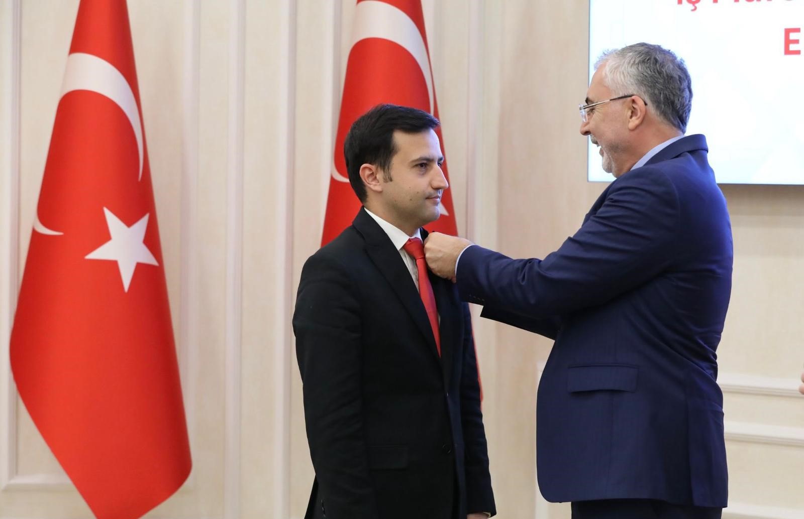 Bakan Işıkhan, “İş Müfettişi Yardımcıları Rozet Takma Töreni”ne Katıldı.