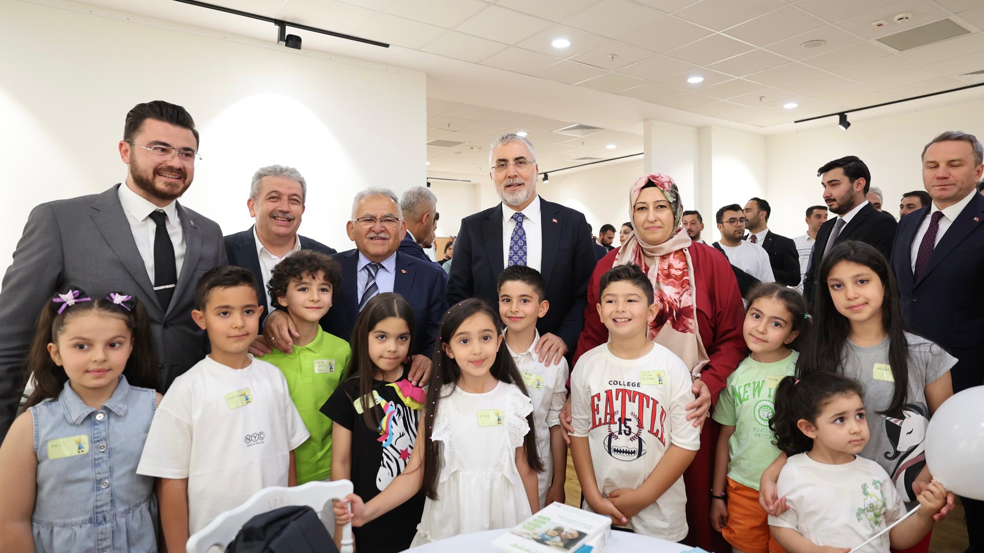 Bakan Işıkhan, Kayseri’de Ziyaretlerde Bulundu