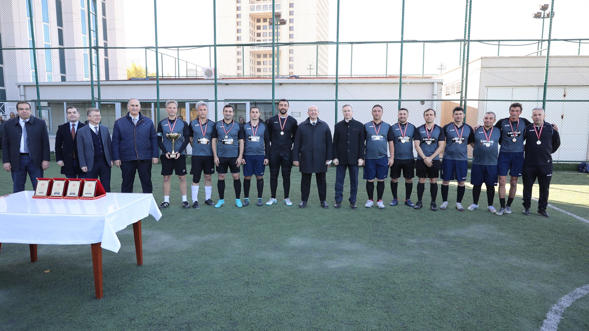 Futbol takımımız şampiyon oldu.