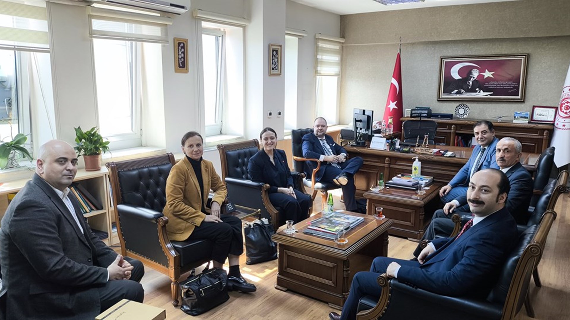 Under the chairmanship of Dr. Carsten Stender, who is the Ministry's Director General for European and International Employment and Social Policy, a delegation from the Ministry of Labour and Social Affairs of the Federal Republic of Germany (FRG) paid a visit to our General Directorate.