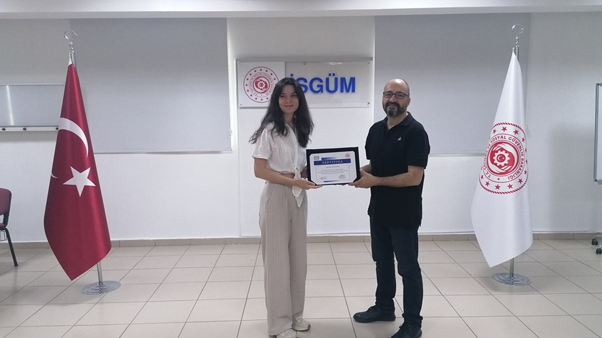 47. ILO Pnömokonyoz Radyografileri Uluslararası Sınıflandırma Okuyucu Eğitimini Tamamladık