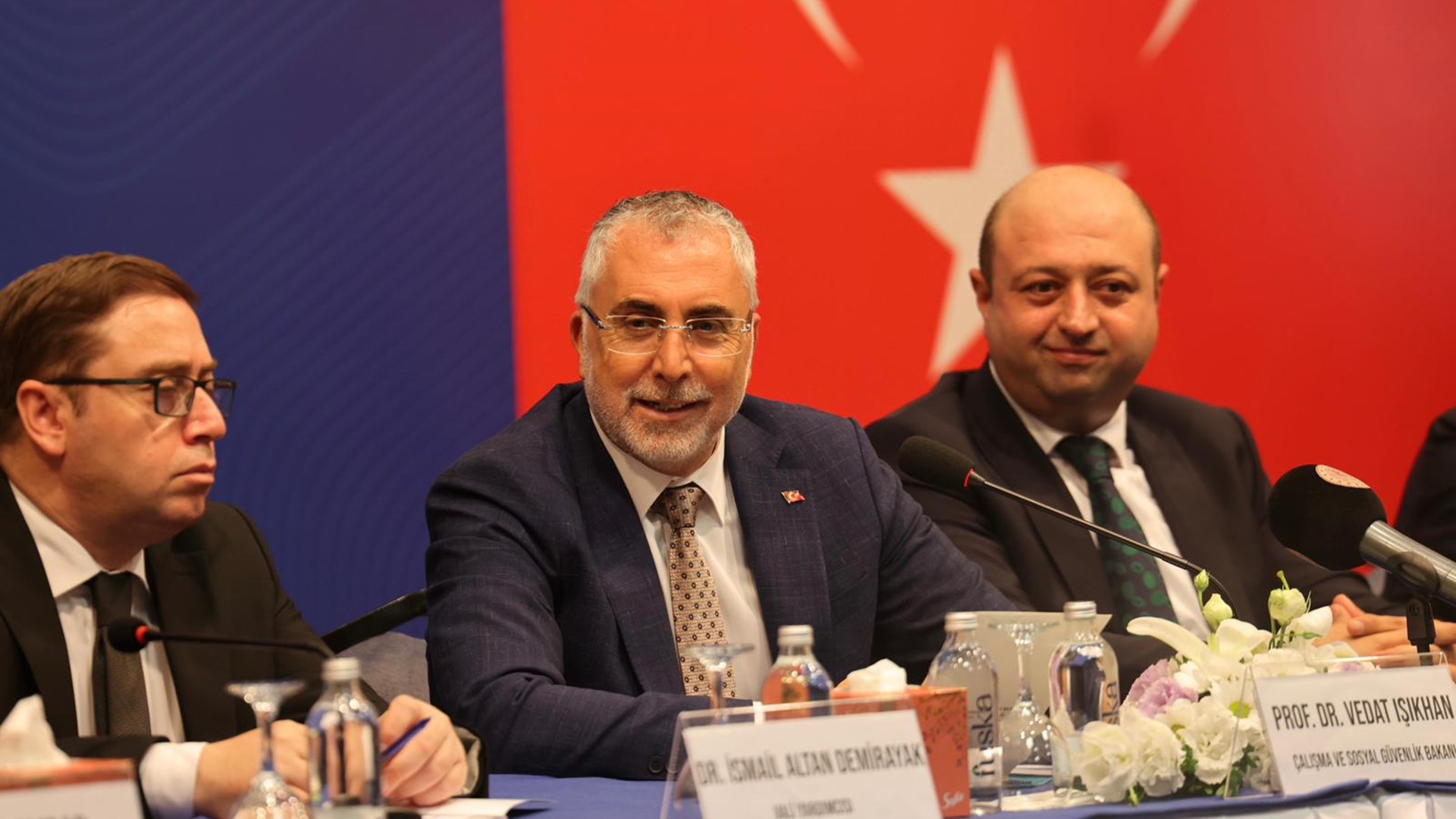 Bakan Işıkhan, Sakarya’da Ziyaretlerde Bulundu