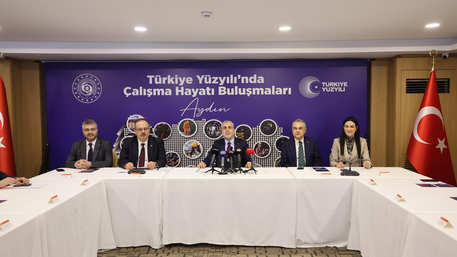 Bakan Işıkhan, Aydın’da Ziyaretlerde Bulundu