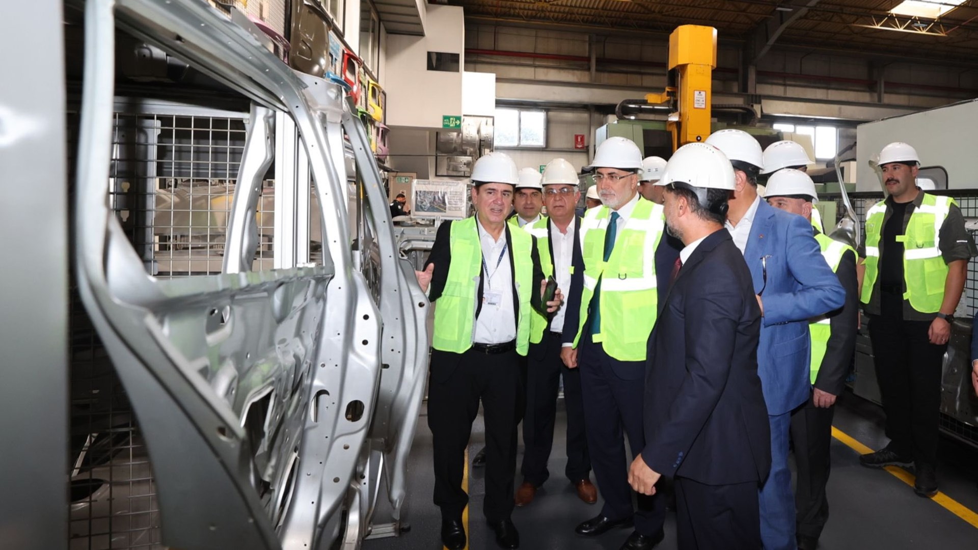 Bakan Işıkhan, İstanbul’da Ziyaretlerde Bulundu