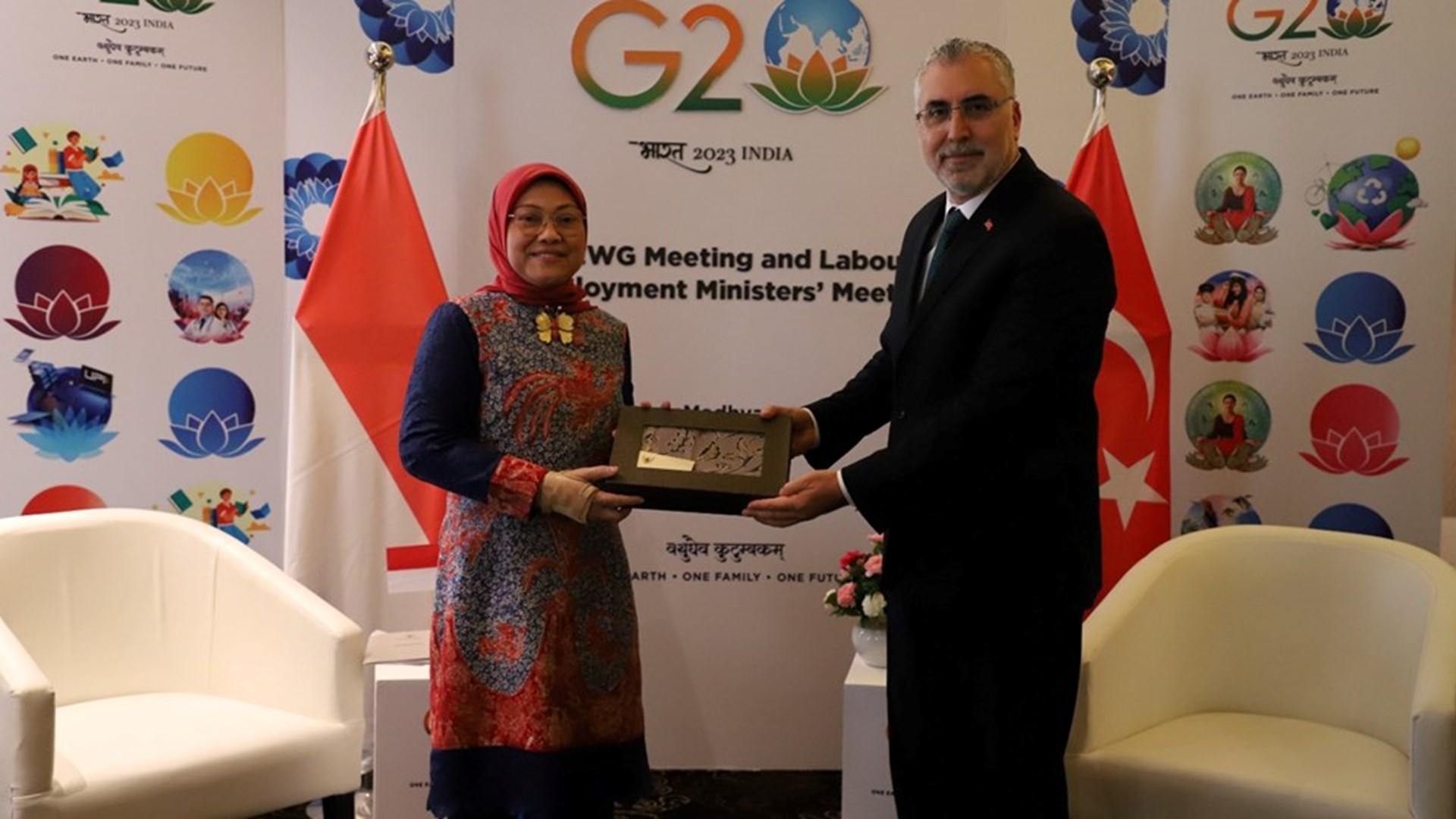 Minister of Labour and Social Security Vedat Işıkhan met with his counterparts from Indonesia, India, Brazil and the Netherlands in India, where G20 Labour and Employment Ministers’ Meeting was held.