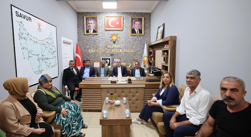 Çalışma ve Sosyal Güvenlik Bakanı Vedat Işıkhan, çeşitli temaslarda bulunmak ve “Mardin İş Dünyası İstişare Toplantısı”na katılmak üzere Mardin’e gitti.