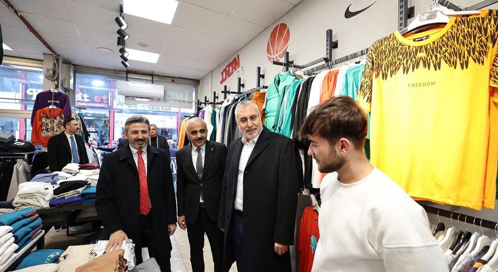 Çalışma ve Sosyal Güvenlik Bakanı Prof. Dr. Vedat Işıkhan, çeşitli temaslarda bulunmak ve programlara katılmak üzere Adıyaman’a gitti.