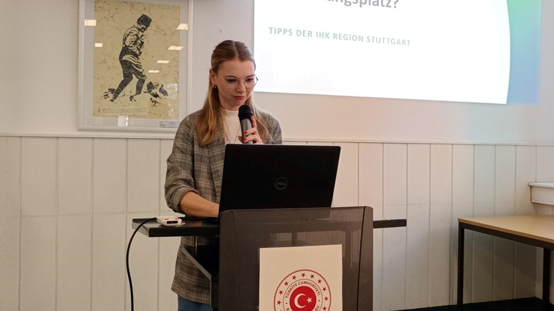 With the contributions of our Stuttgart Labour and Social Security Attaché’s Office, a vocational training meeting was held on Wednesday, 11.10.2023 at our Consulate General building within the scope of the cooperation between our Consulate General and the Stuttgart Chamber of Industry and Commerce (IHK).