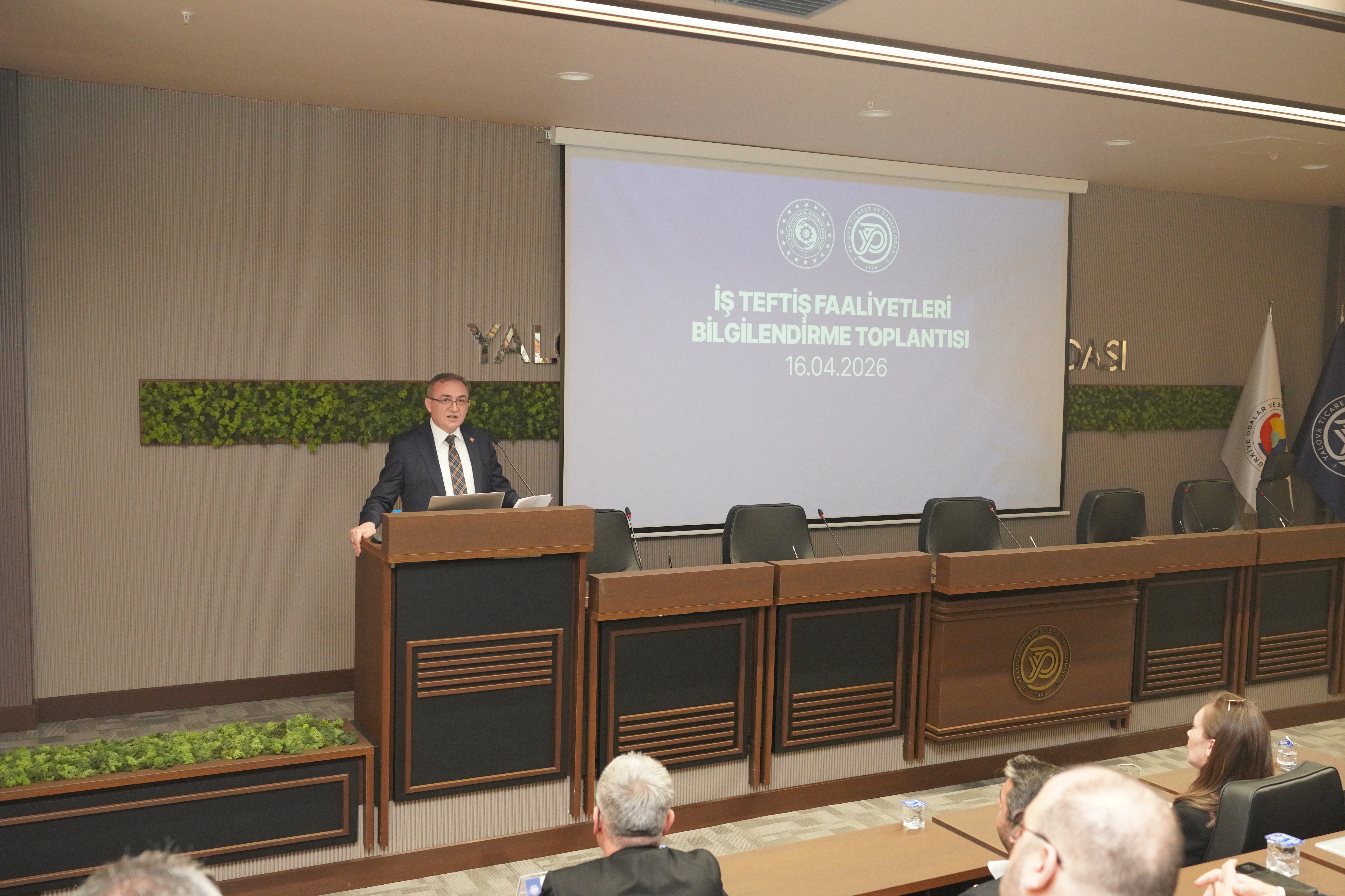 Rehberlik ve Teftiş Başkanlığı tarafından Yalova Ticaret ve Sanayi Odası ile işbirliği halinde, 16 Nisan 2026 tarihinde iş teftiş faaliyetleri ve mevzuat hakkında bilgilendirme toplantısı düzenledi. 