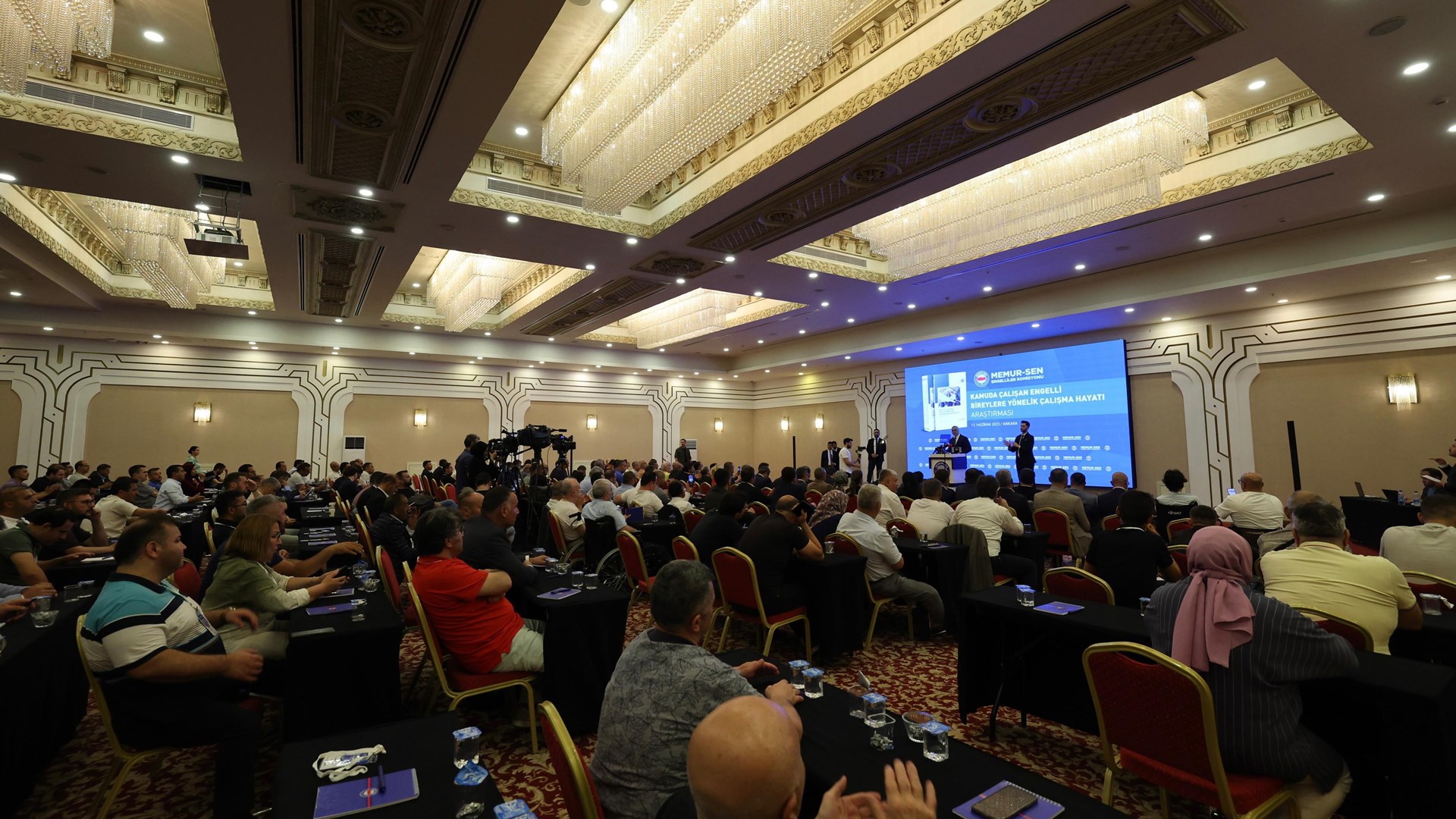 Bakan Işıkhan, "Memur-Sen Engelliler Komisyonu Türkiye Buluşması" Programına Katıldı