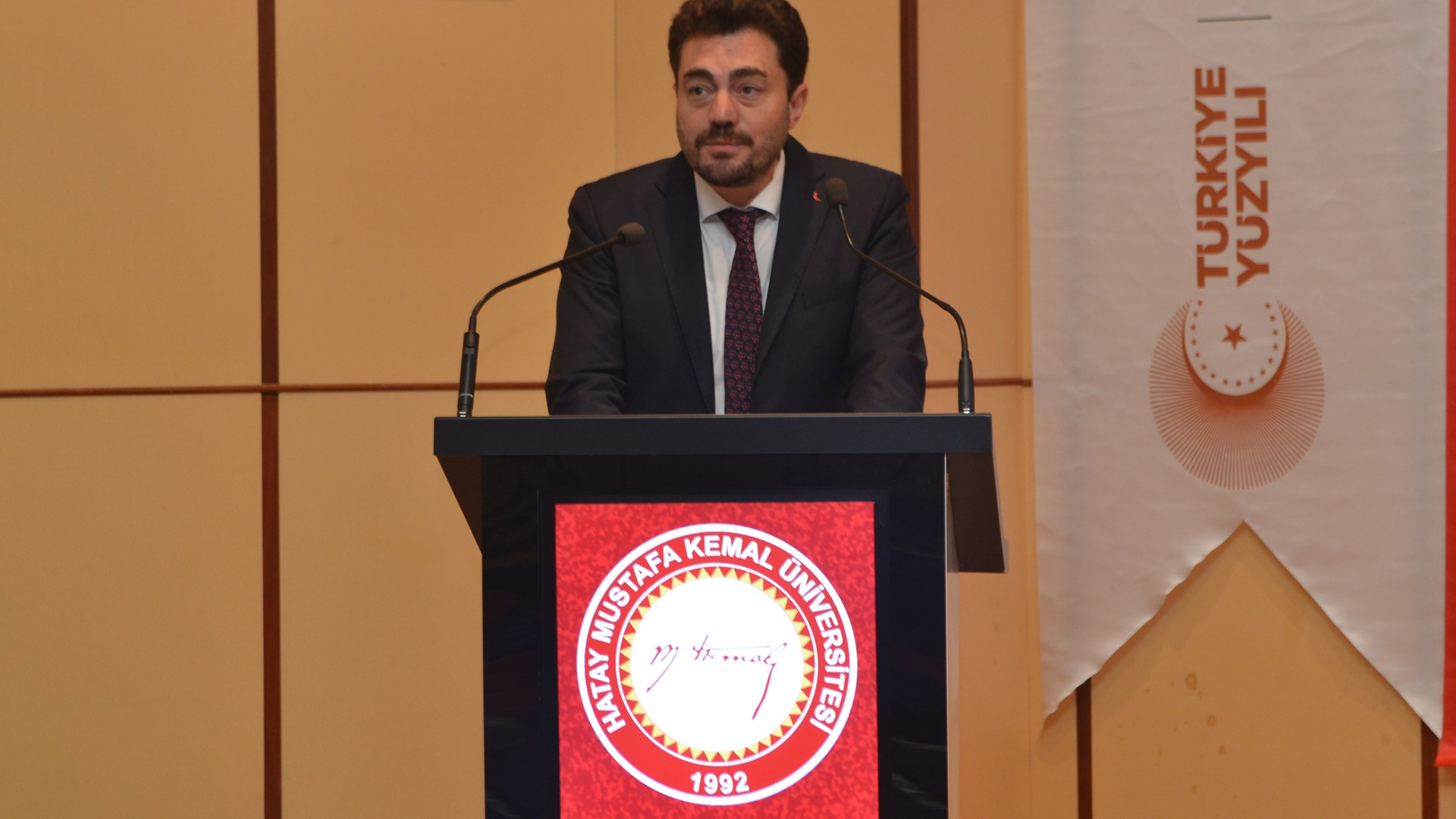 The expiration of the implementation period of the National Employment Strategy, which is currently in force, as of the end of 2023, and the developments at national and global levels, especially the Covid 19 Pandemic and the February 6 earthquakes, have brought about the need for Turkey to enter the century with a new employment strategy. With this approach, the new employment strategy studies carried out by our Ministry started with participatory meetings held in the provinces.