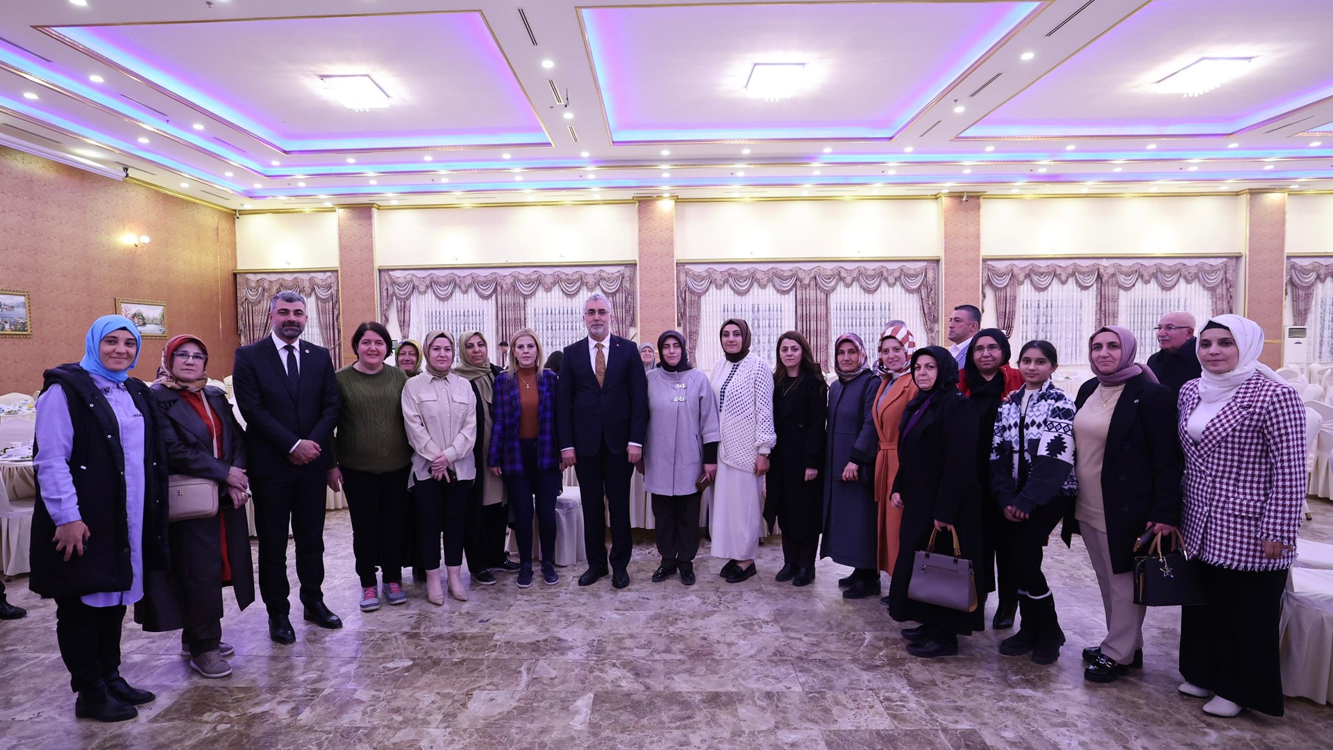 Bakan Işıkhan, Mardin’de “Vefa Buluşması İftar Programı” na Katıldı