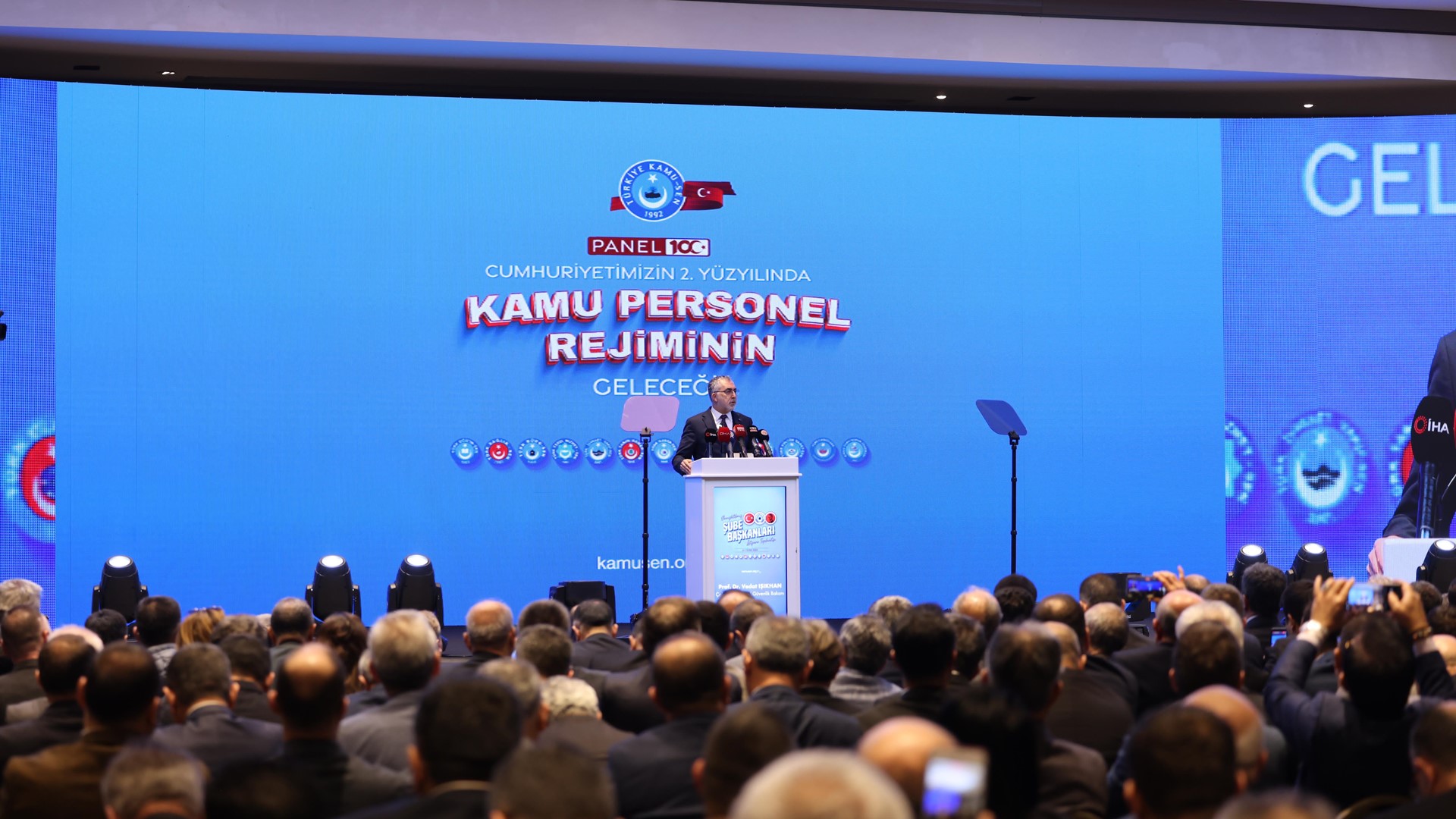 Bakan Işıkhan, Türkiye Kamu-Sen’in “Cumhuriyetimizin 2. Yüzyılında Kamu Personel Rejiminin Geleceği” Paneli’ne Katıldı