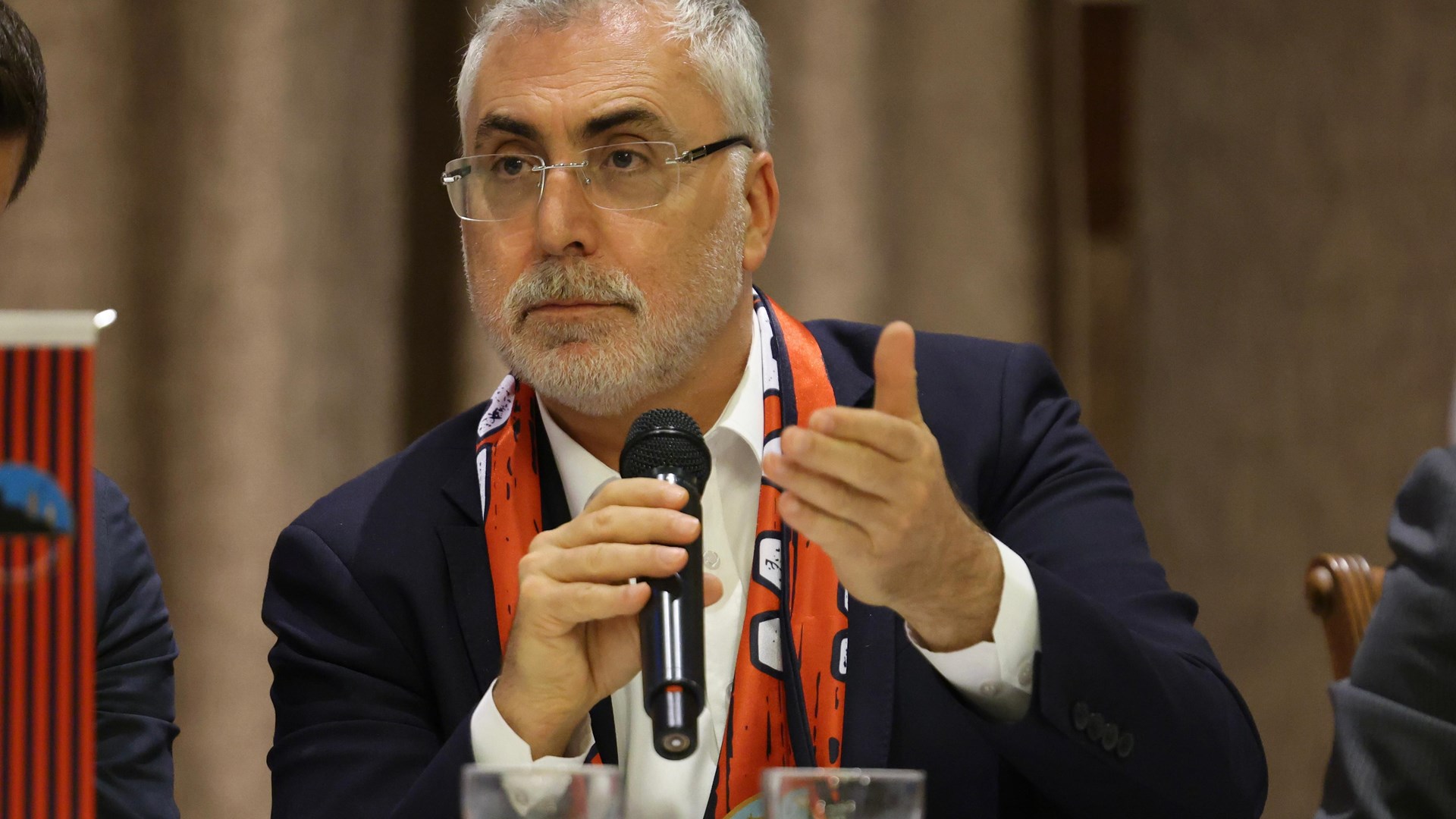 Bakan Işıkhan, “Mardinspor Destek ve Dayanışma Gecesi” Programına Katıldı