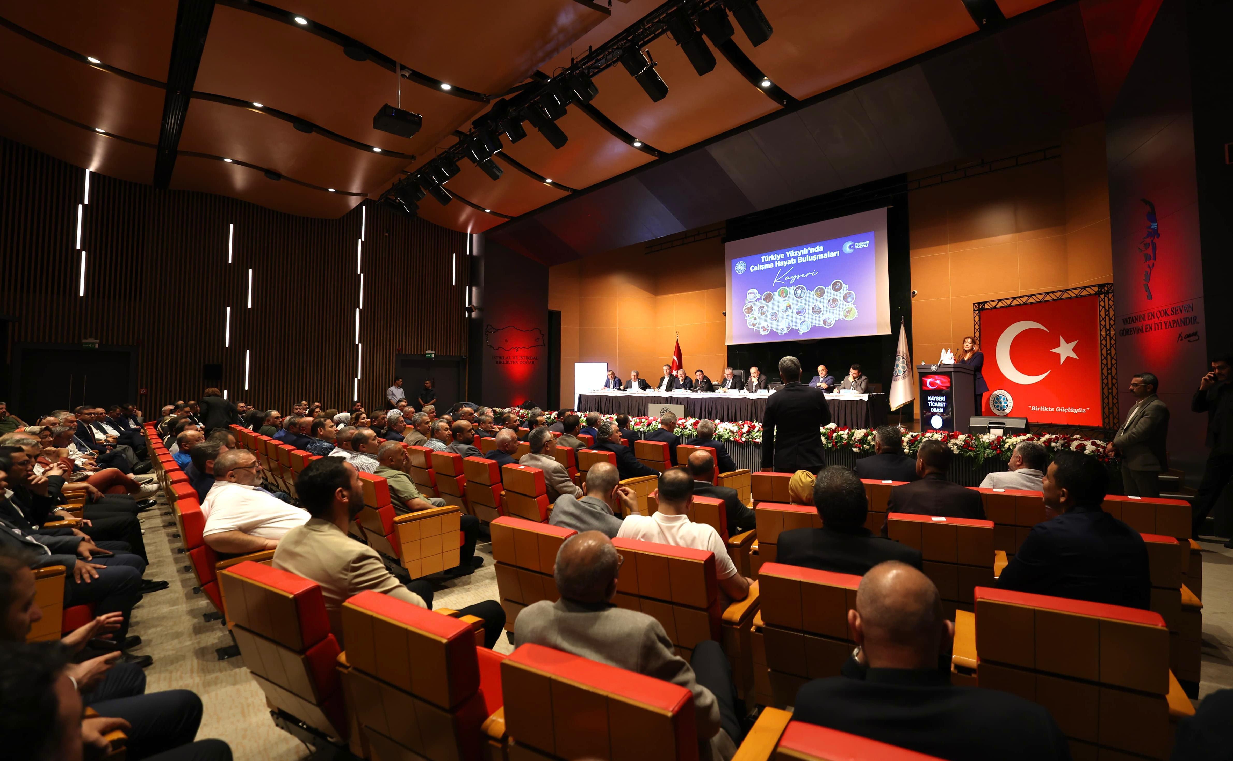 Bakan Işıkhan, Kayseri’de Ziyaretlerde Bulundu