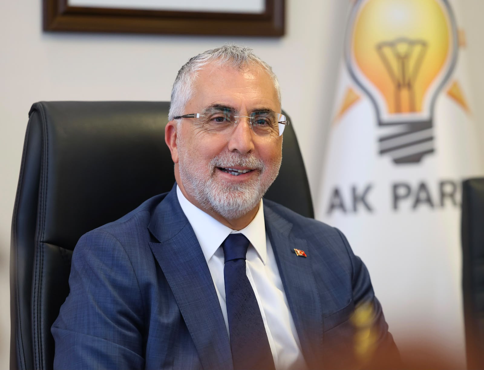 Bakan Işıkhan, Yalova’da Ziyaretlerde Bulundu
