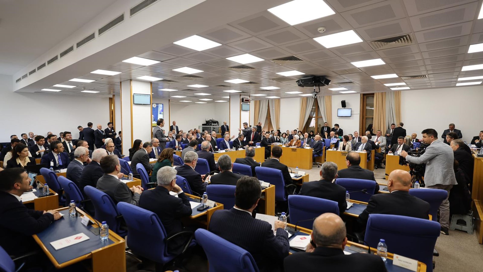 TBMM Plan ve Bütçe Komisyonunda Çalışma ve Sosyal Güvenlik Bakanlığı ve Bağlı Kuruluşların 2025 Yılı Bütçeleri Kabul Edildi