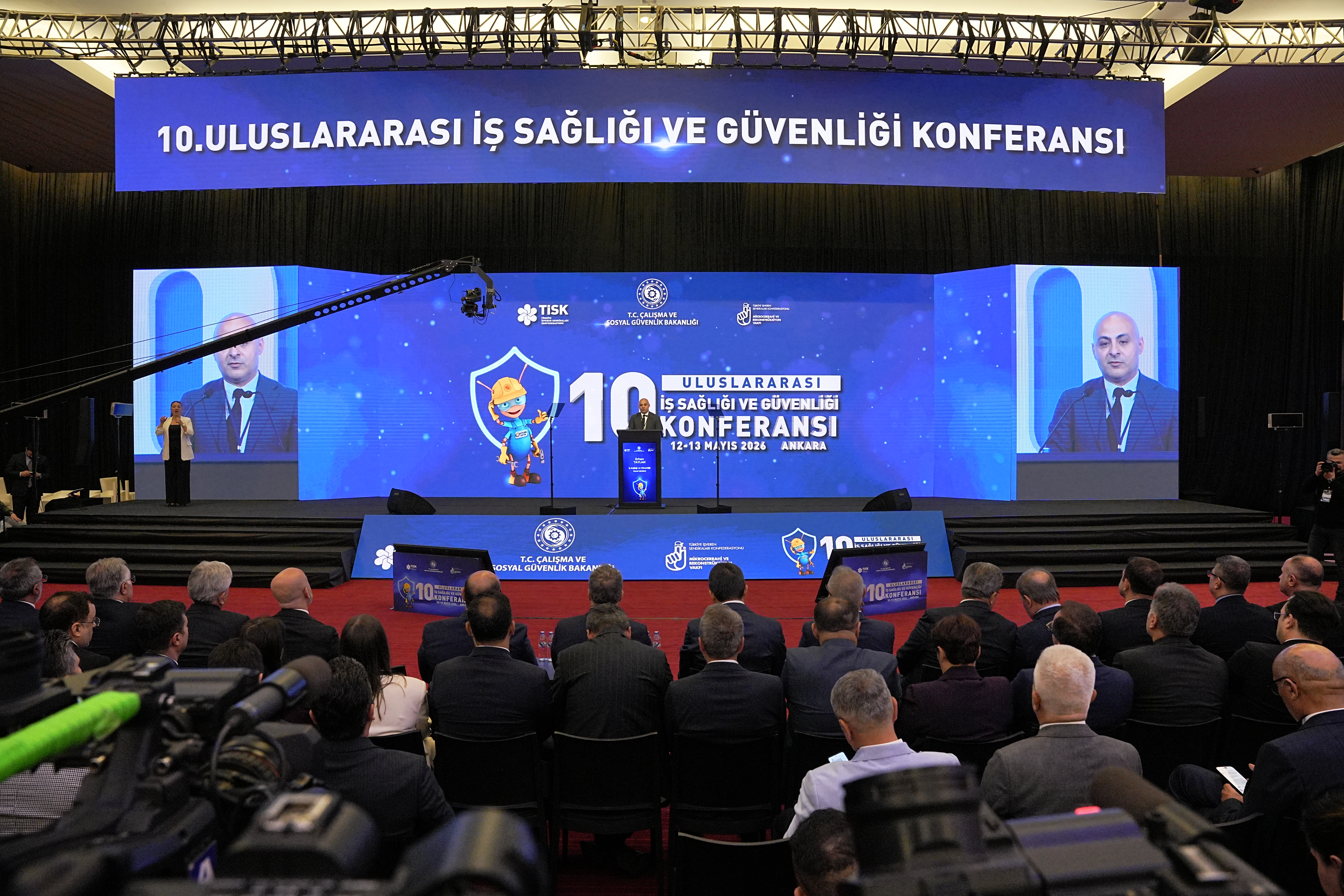 Genel Müdürlüğümüz tarafından “Geleceği Birlikte Şekillendiriyoruz: Herkes İçin Sürdürülebilir İş Sağlığı ve Güvenliği” temasıyla düzenlenen 10. Uluslararası İş Sağlığı ve Güvenliği Konferansı, 12-13 Mayıs 2026 tarihlerinde Ankara ATO Congresium’da gerçekleştirildi.