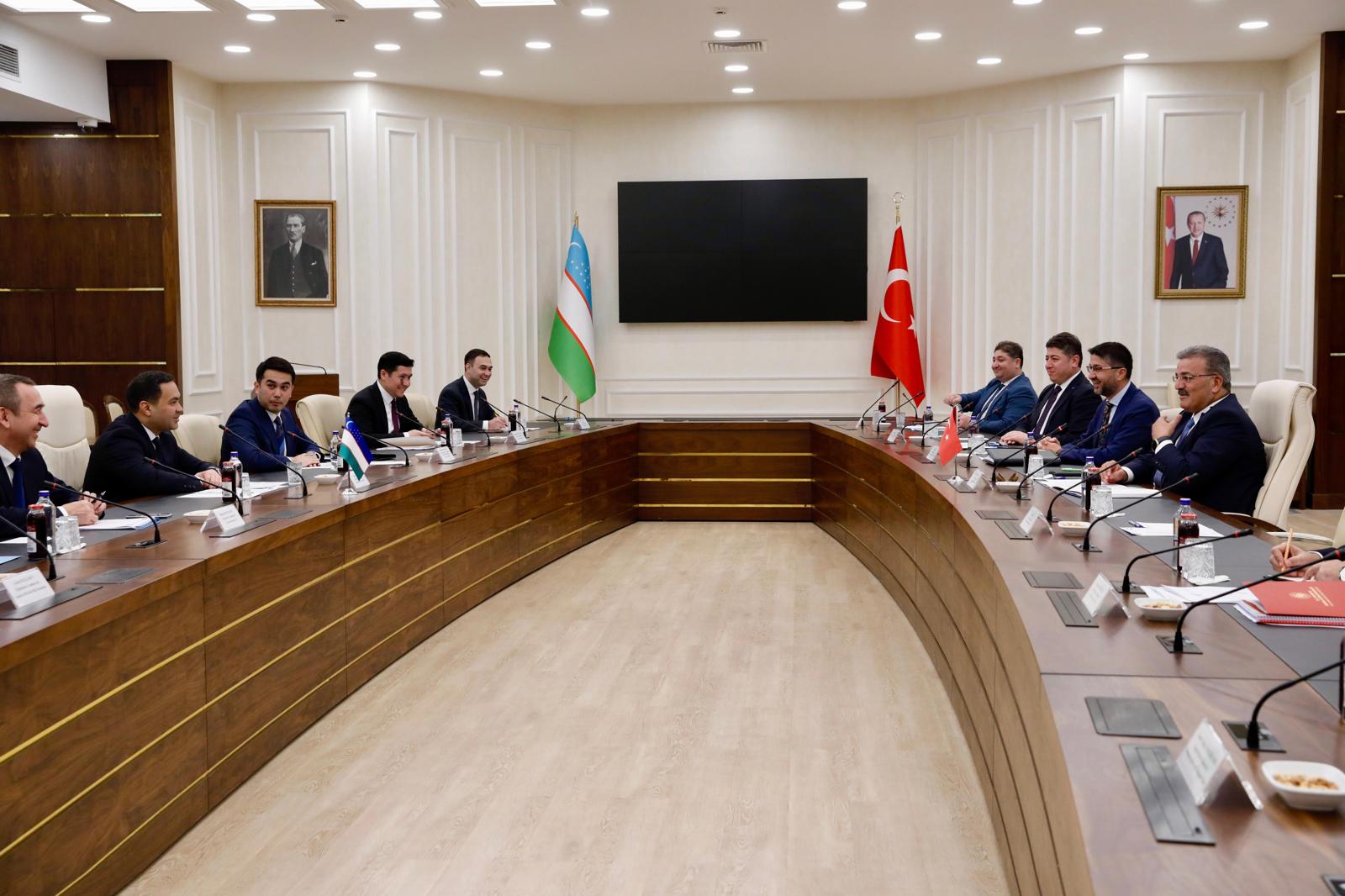 Bakan Yardımcımız Faruk Özçelik, Özbekistan Dışişleri Bakan Yardımcısı Olimjon Abdullaev ile Görüştü