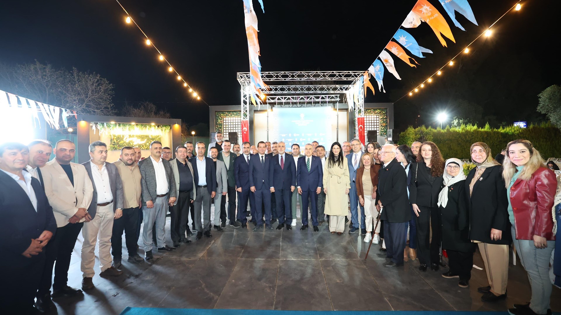 Bakan Işıkhan, Aydın’da Ziyaretlerde Bulundu