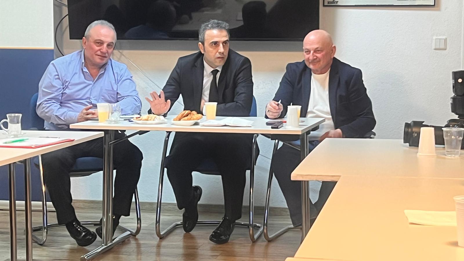 Essen Çalışma ve Sosyal Güvenlik Ataşeliğimiz, Bilgilendirme Toplantısı Düzenledi