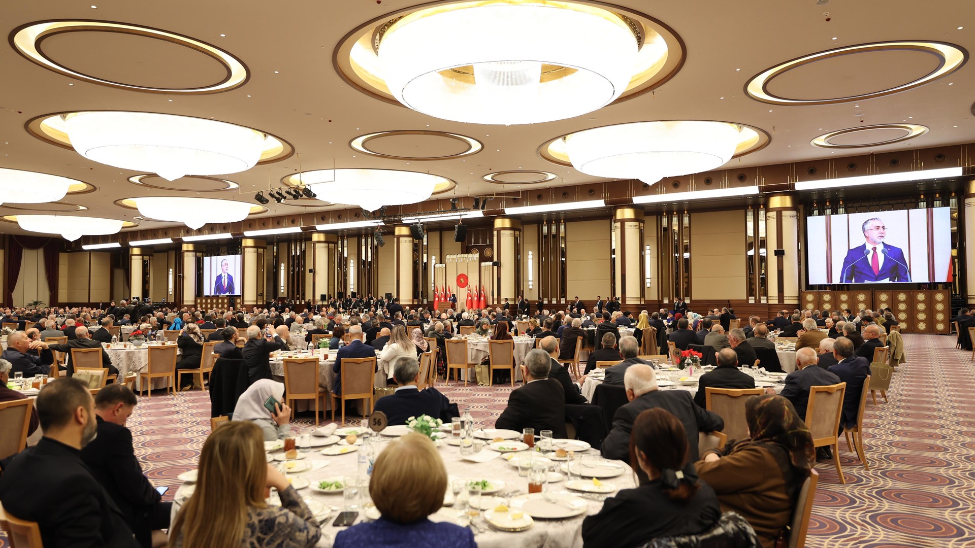 Bakan Işıkhan, Türkiye Yüzyılı’nın Emektarları Programı’na Katıldı