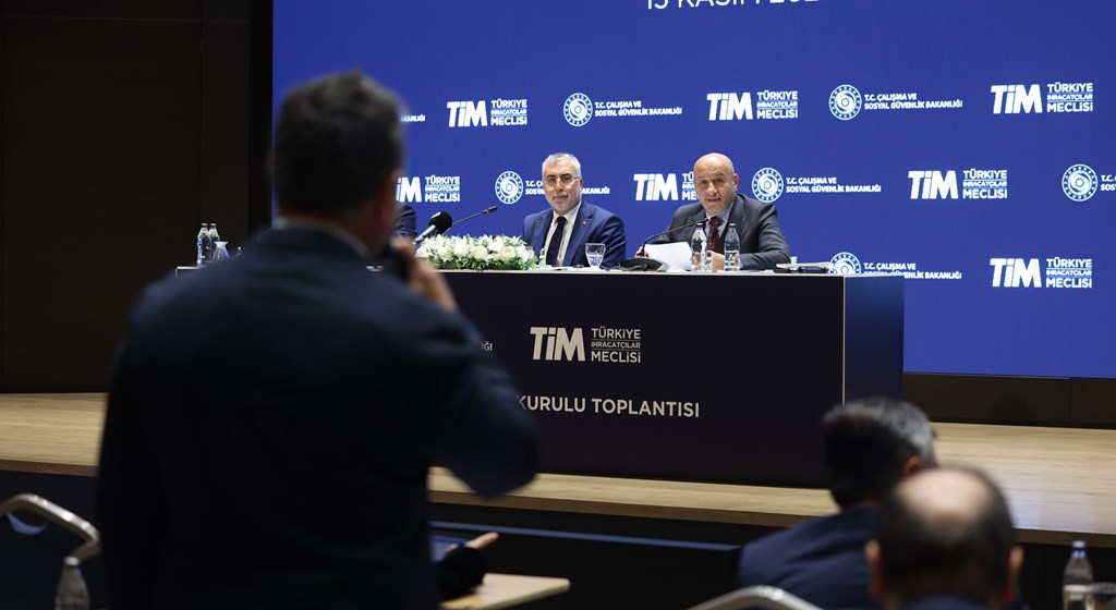 Çalışma ve Sosyal Güvenlik Bakanı Prof. Dr. Vedat Işıkhan, Türkiye İhracatçılar Meclisi (TİM) Başkanlar Kurulu Toplantısı’na katıldı.