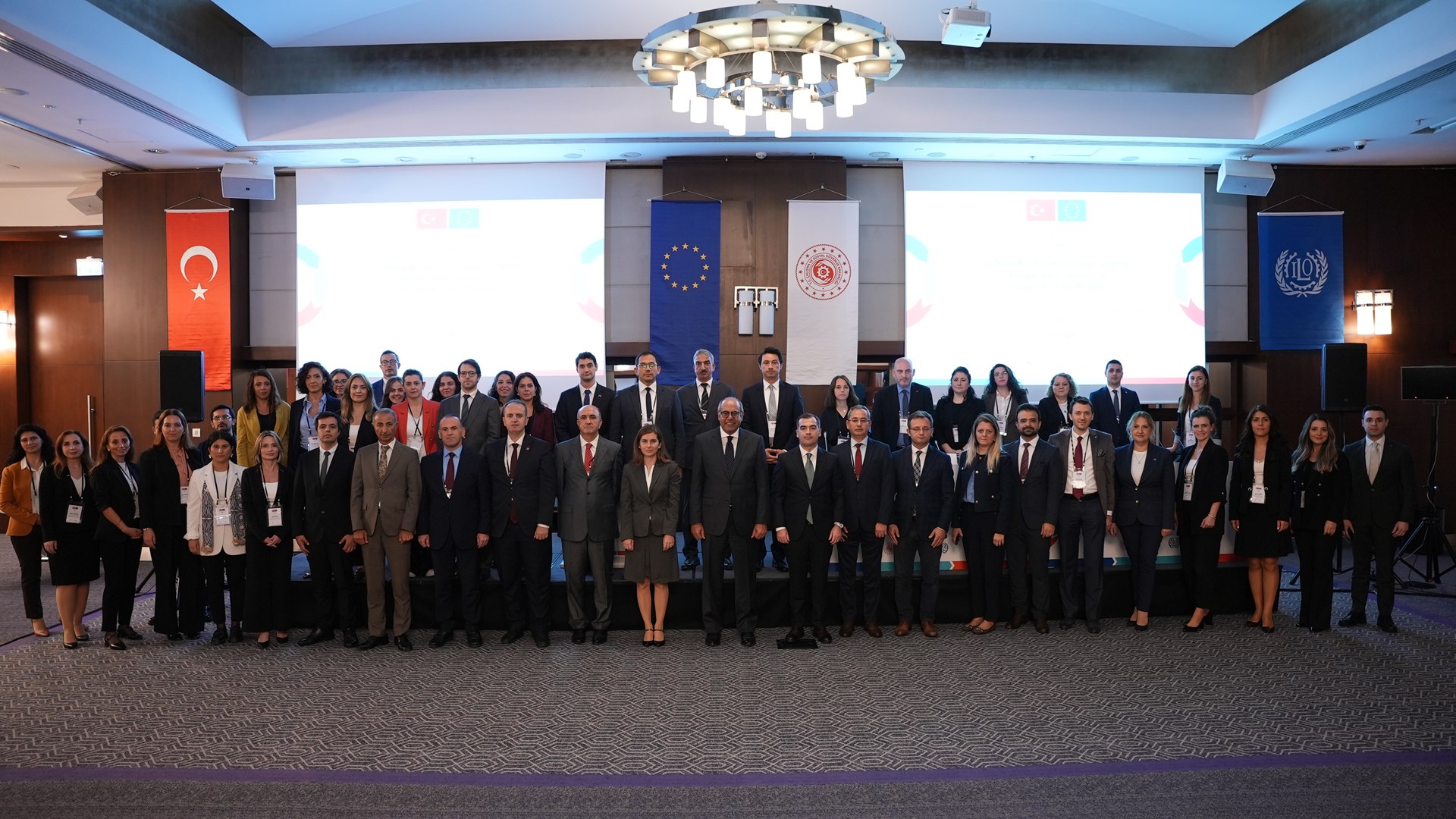 IPA III kapsamında yürütülen İş Teftiş ve Rehberlik Projesi çerçevesinde “Sektörler Arası Diyalog: Çalışma Mevzuatına Sürdürülebilir Uyum” toplantısı, 3 Ekim 2025 tarihinde İstanbul’da gerçekleştirildi.